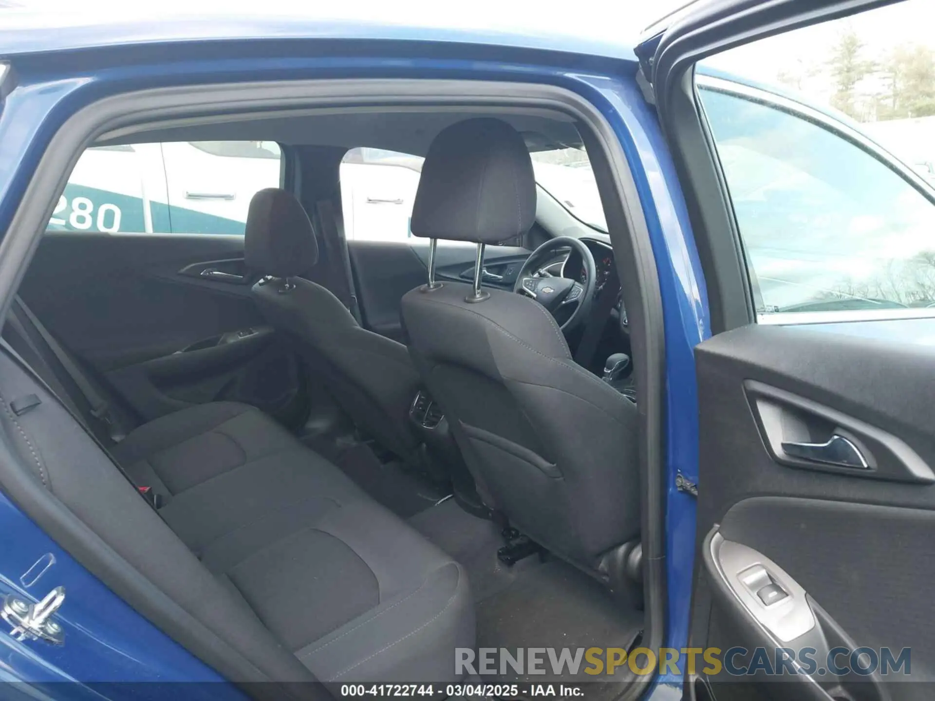 8 fotografías del automóvil dañado 1G1ZD5ST1PF205603 CHEVROLET MALIBU 2023
