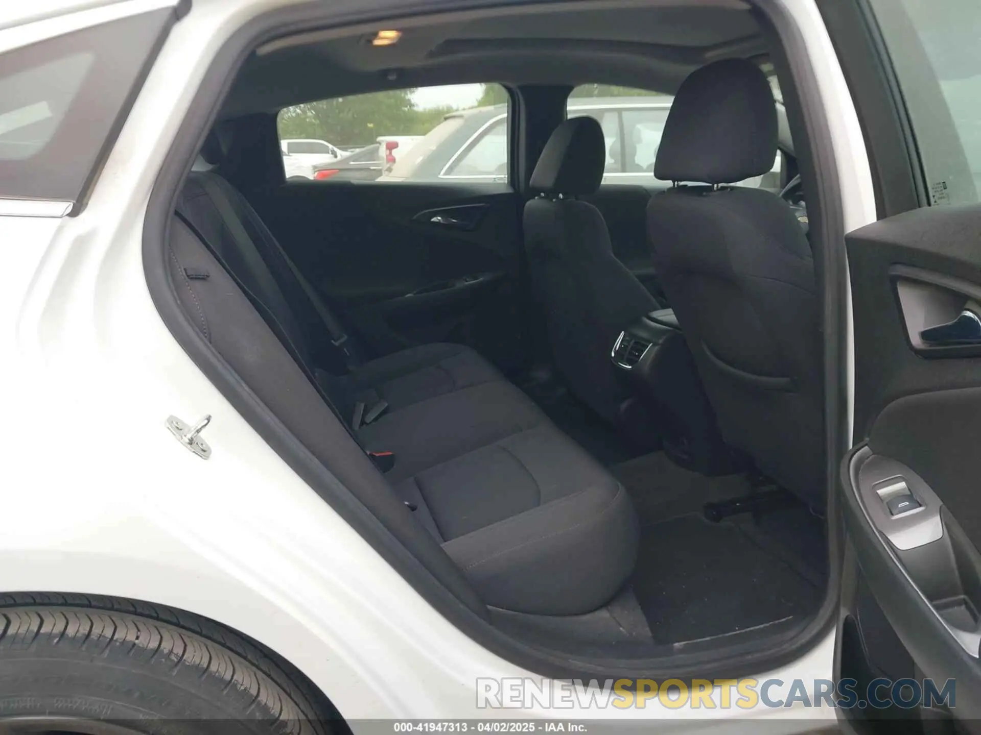 8 fotografías del automóvil dañado 1G1ZD5ST2PF154466 CHEVROLET MALIBU 2023