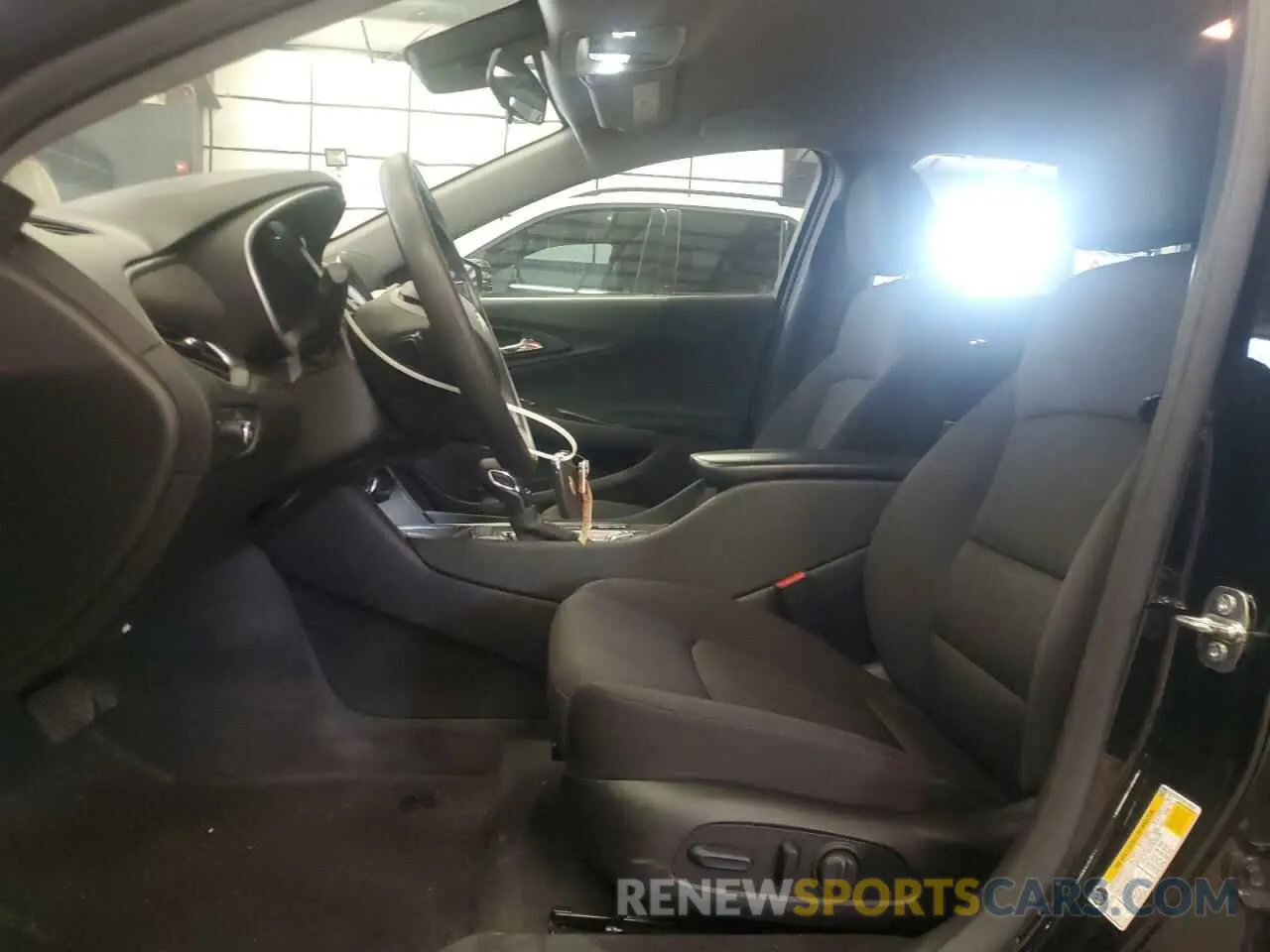 7 fotografías del automóvil dañado 1G1ZD5ST2PF236018 CHEVROLET MALIBU 2023