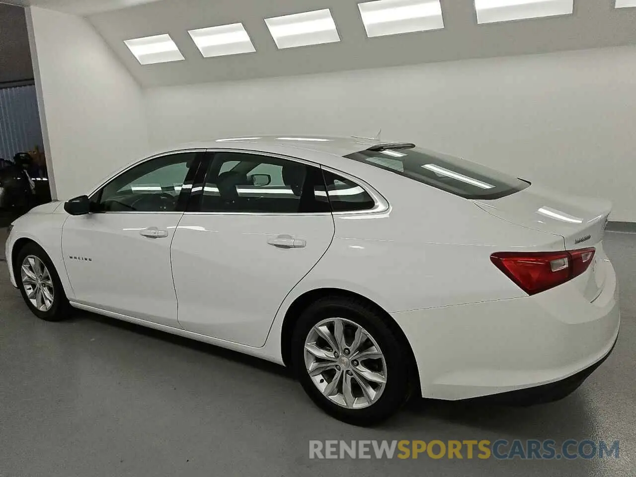 2 fotografías del automóvil dañado 1G1ZD5ST3PF178159 CHEVROLET MALIBU 2023