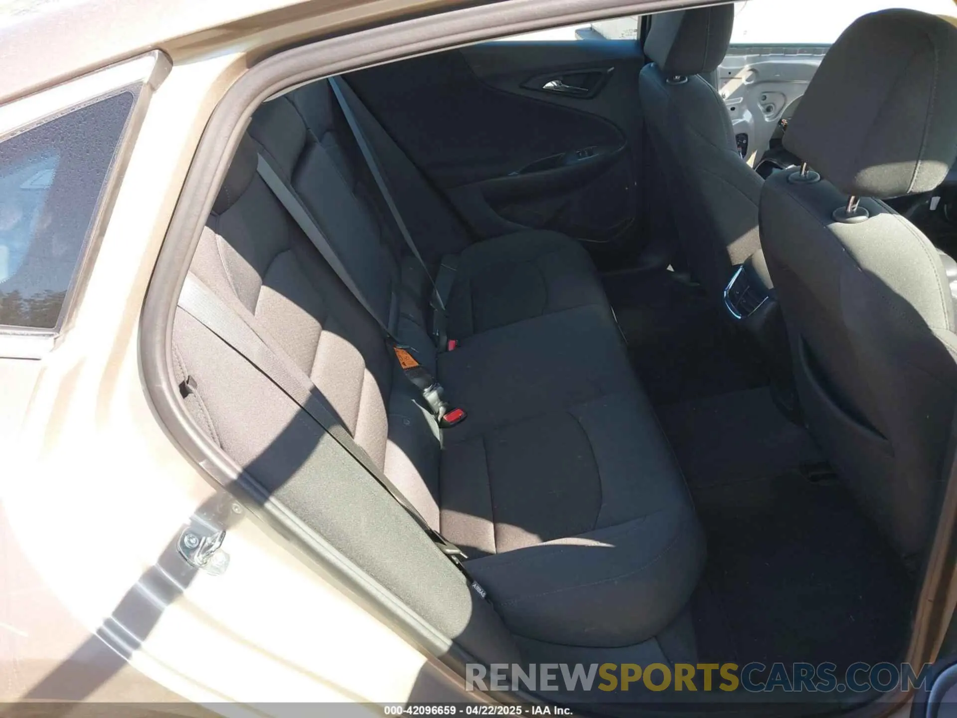 8 fotografías del automóvil dañado 1G1ZD5ST3PF180641 CHEVROLET MALIBU 2023
