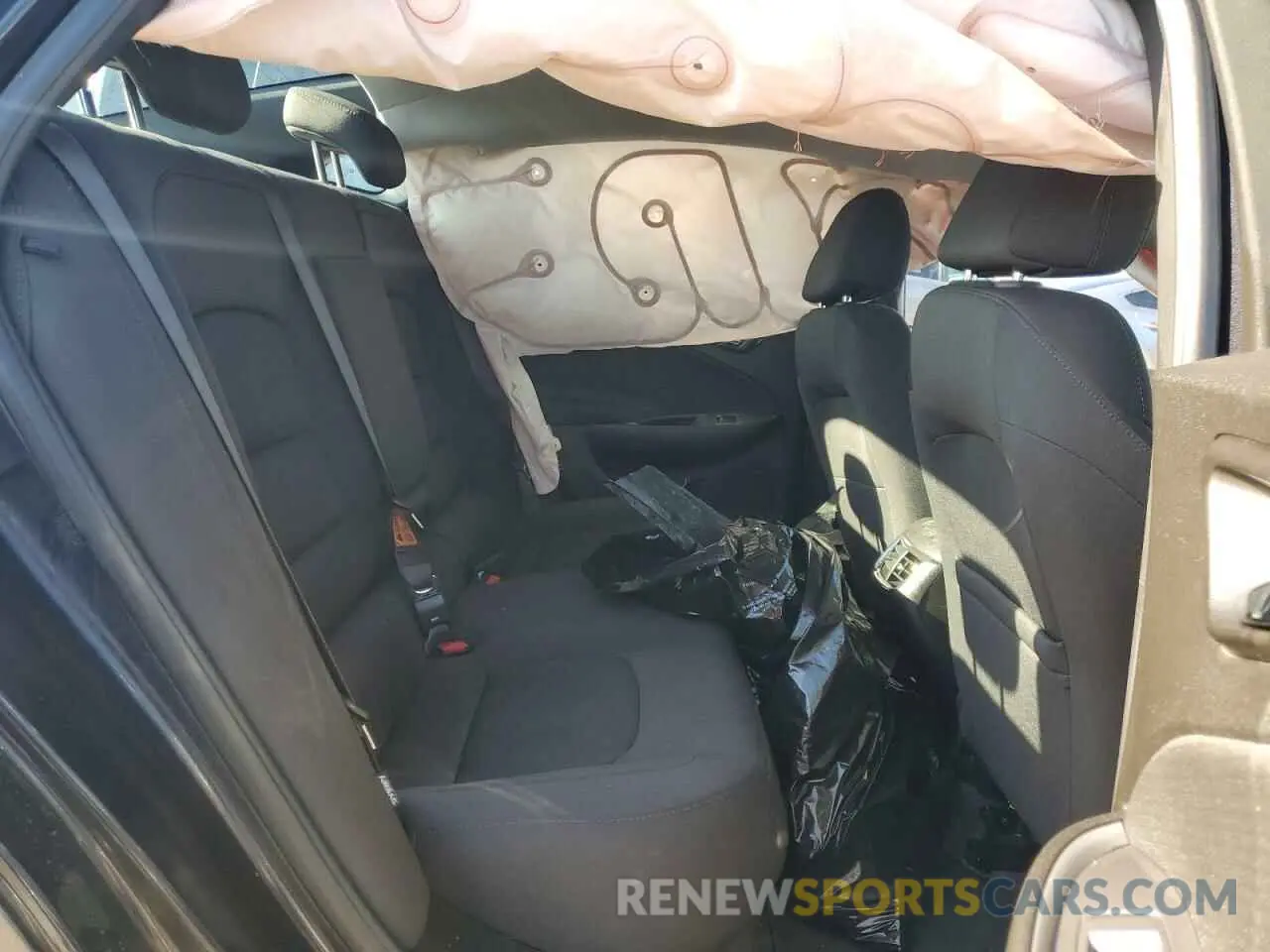 10 fotografías del automóvil dañado 1G1ZD5ST3PF204369 CHEVROLET MALIBU 2023