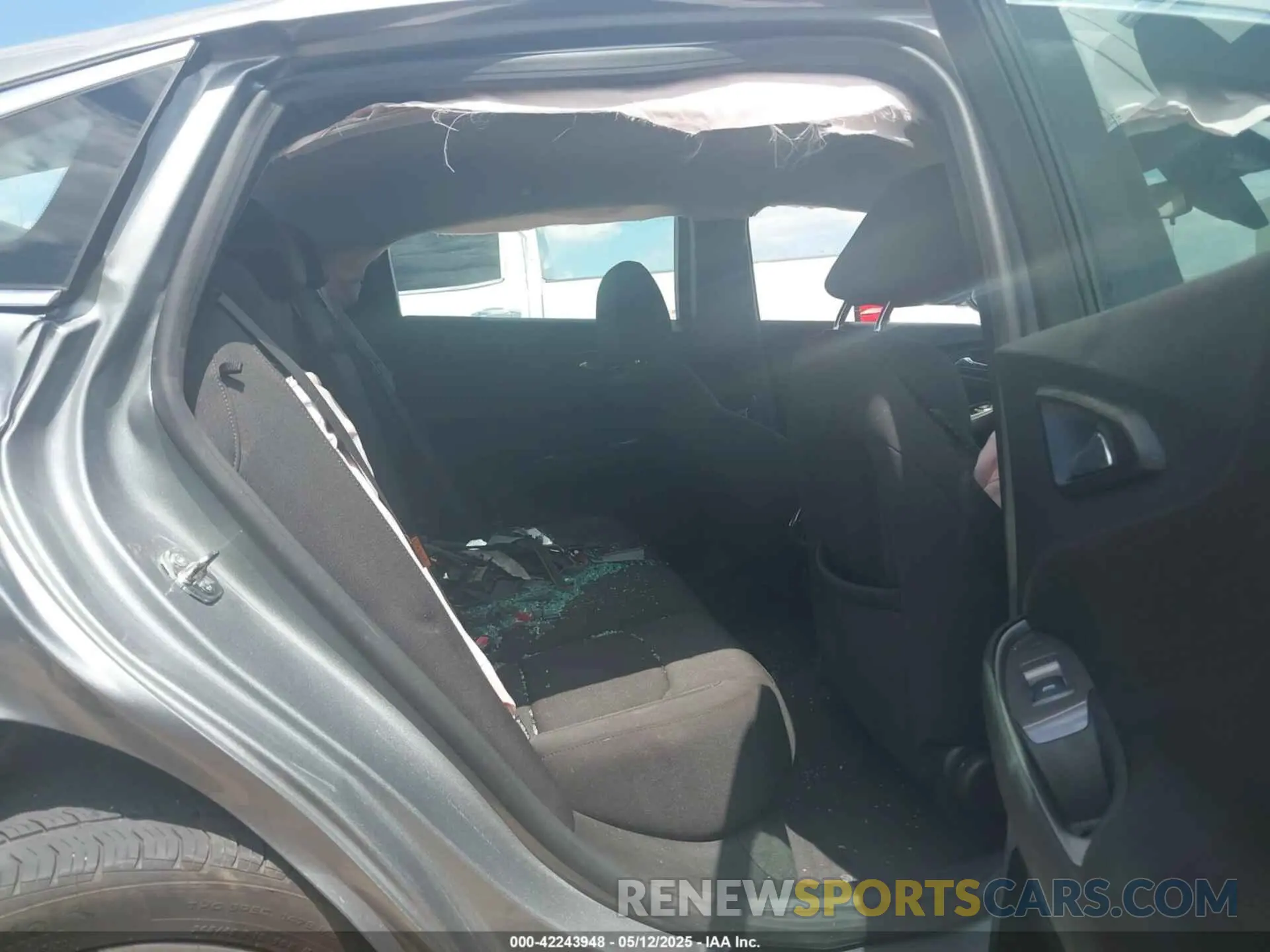 8 fotografías del automóvil dañado 1G1ZD5ST3PF245097 CHEVROLET MALIBU 2023