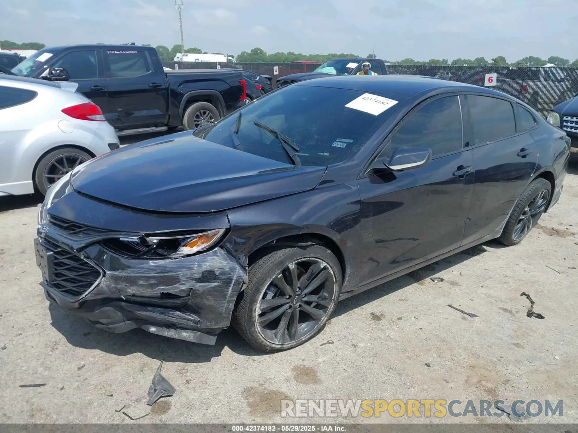 2 fotografías del automóvil dañado 1G1ZD5ST4PF144246 CHEVROLET MALIBU 2023