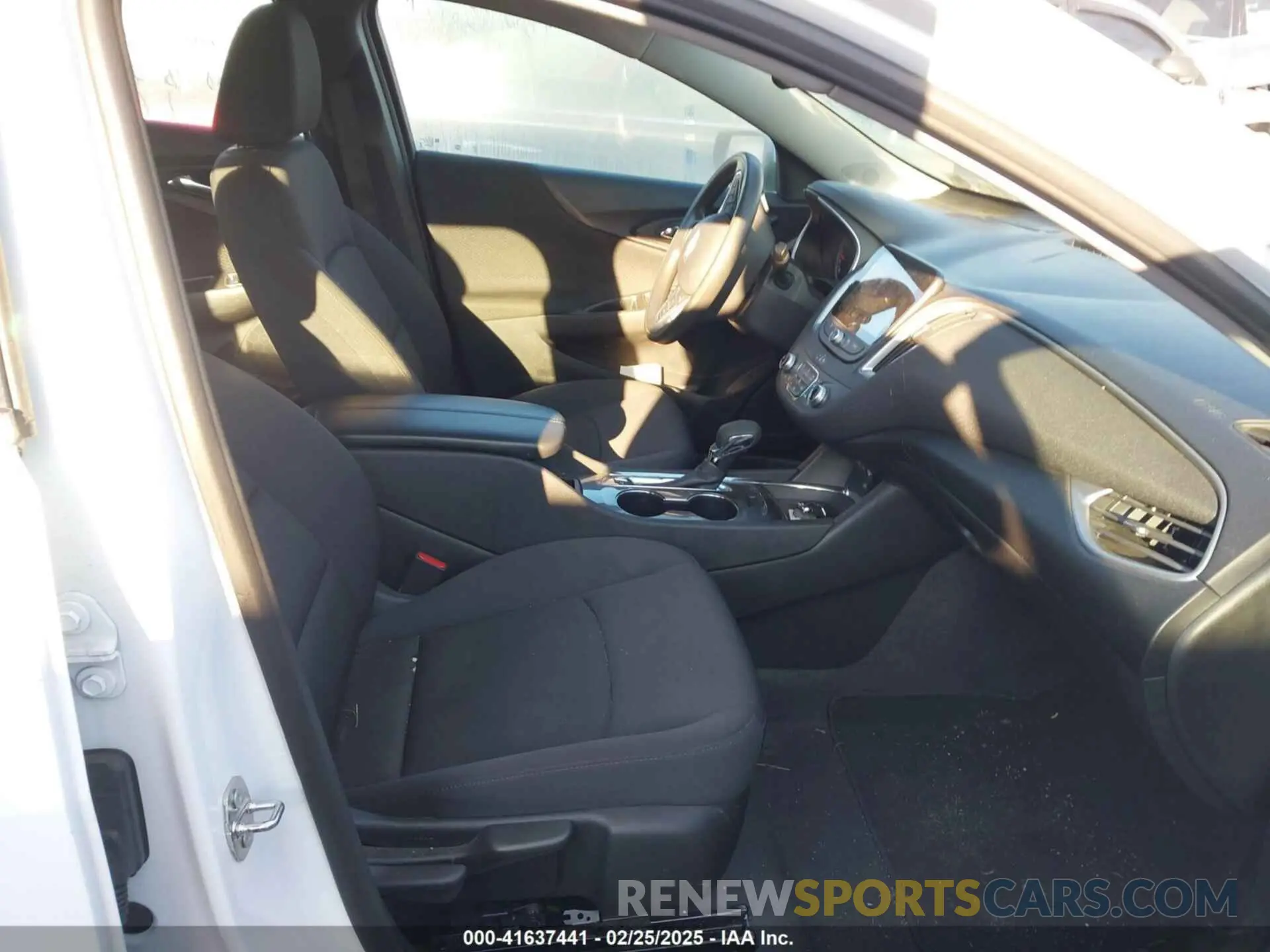 5 fotografías del automóvil dañado 1G1ZD5ST4PF183452 CHEVROLET MALIBU 2023