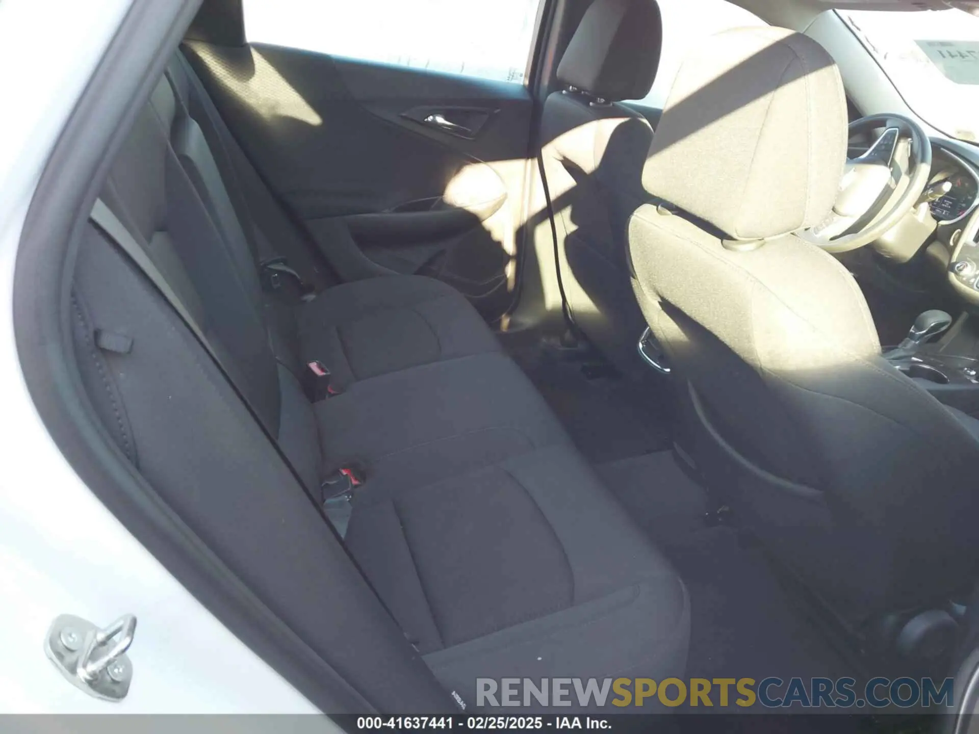 8 fotografías del automóvil dañado 1G1ZD5ST4PF183452 CHEVROLET MALIBU 2023