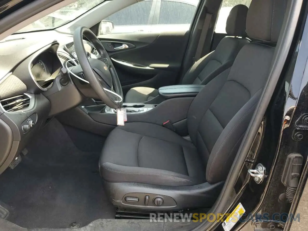 7 fotografías del automóvil dañado 1G1ZD5ST4PF200704 CHEVROLET MALIBU 2023