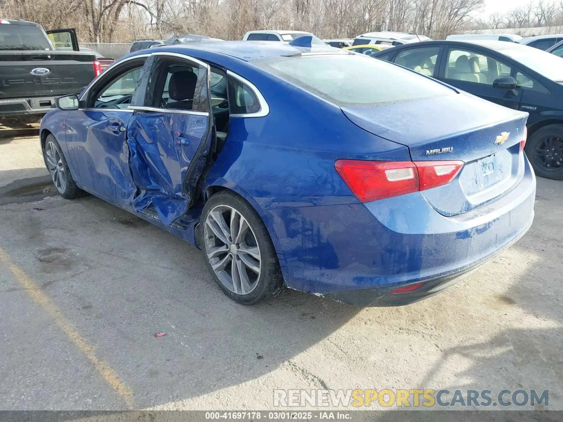 3 fotografías del automóvil dañado 1G1ZD5ST4PF223822 CHEVROLET MALIBU 2023