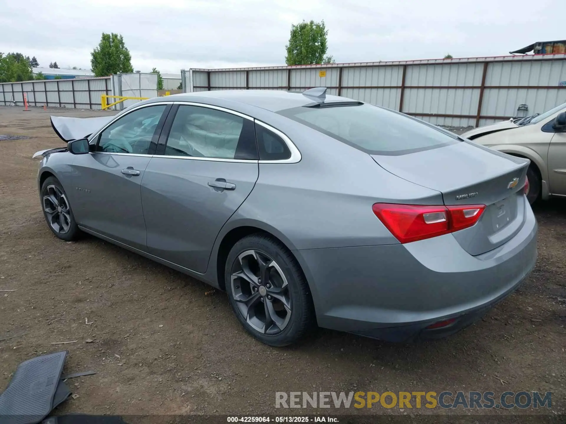3 fotografías del automóvil dañado 1G1ZD5ST4PF236831 CHEVROLET MALIBU 2023