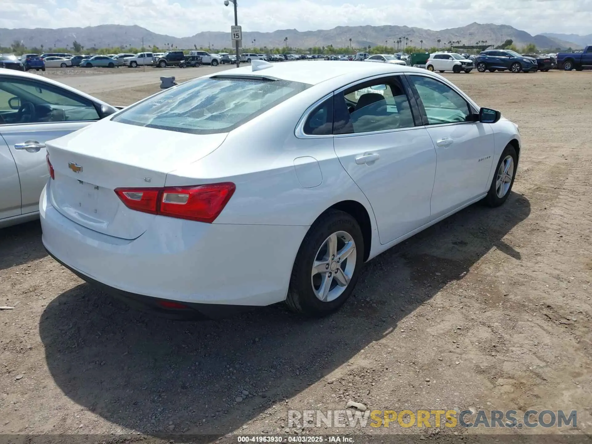 4 fotografías del automóvil dañado 1G1ZD5ST5PF242315 CHEVROLET MALIBU 2023