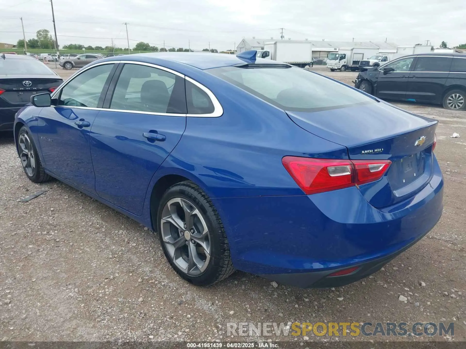 3 fotografías del automóvil dañado 1G1ZD5ST6PF160318 CHEVROLET MALIBU 2023