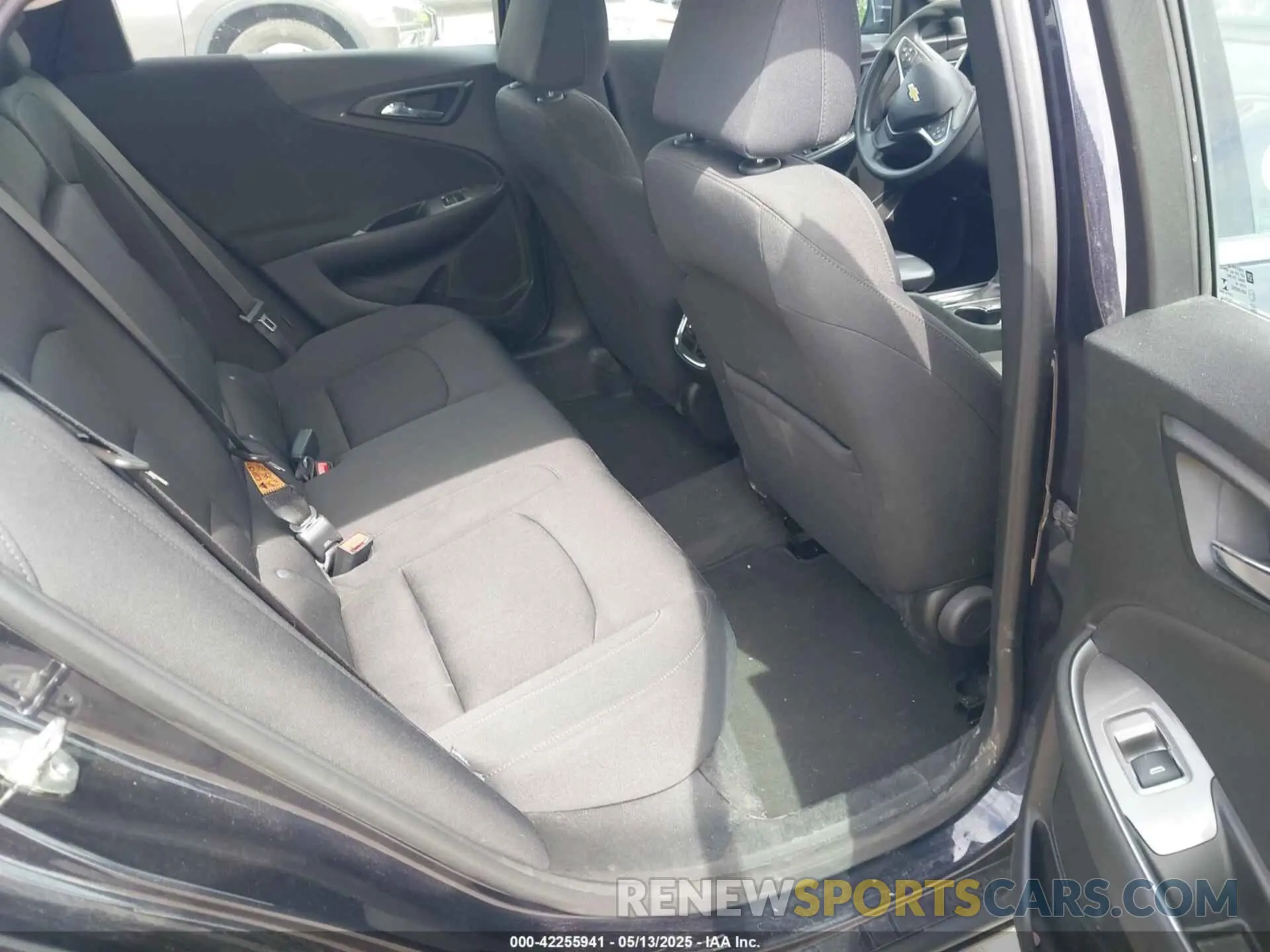 8 fotografías del automóvil dañado 1G1ZD5ST6PF171870 CHEVROLET MALIBU 2023