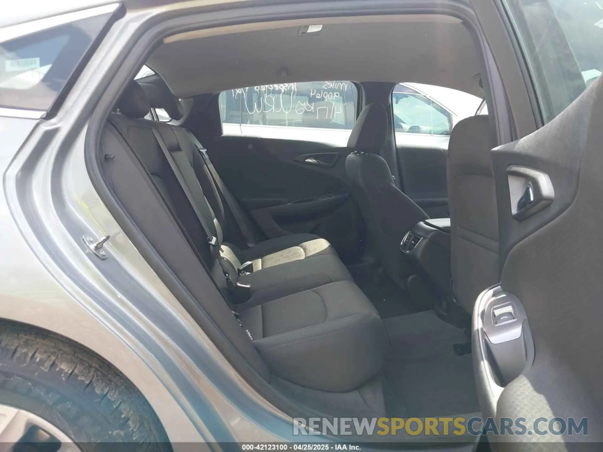 8 fotografías del automóvil dañado 1G1ZD5ST6PF232182 CHEVROLET MALIBU 2023