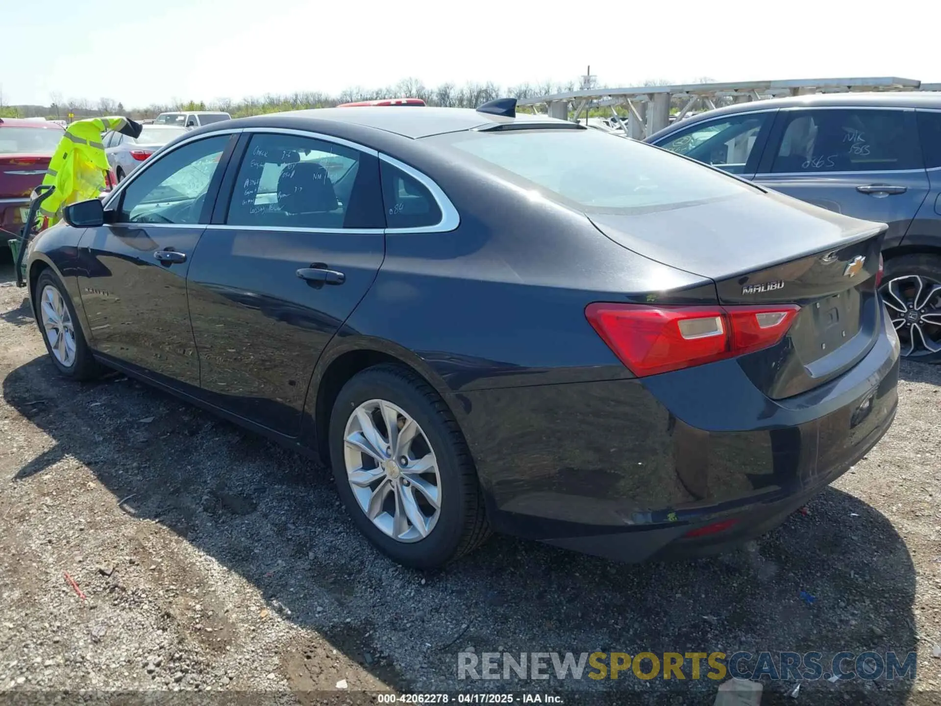 3 fotografías del automóvil dañado 1G1ZD5ST7PF208456 CHEVROLET MALIBU 2023