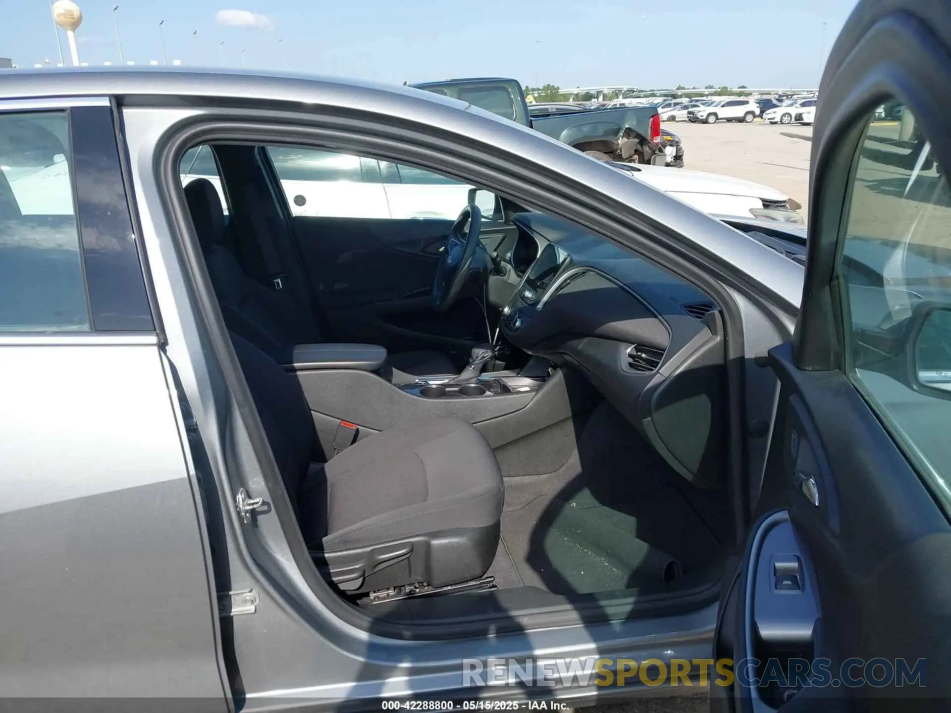 5 fotografías del automóvil dañado 1G1ZD5ST8PF161101 CHEVROLET MALIBU 2023