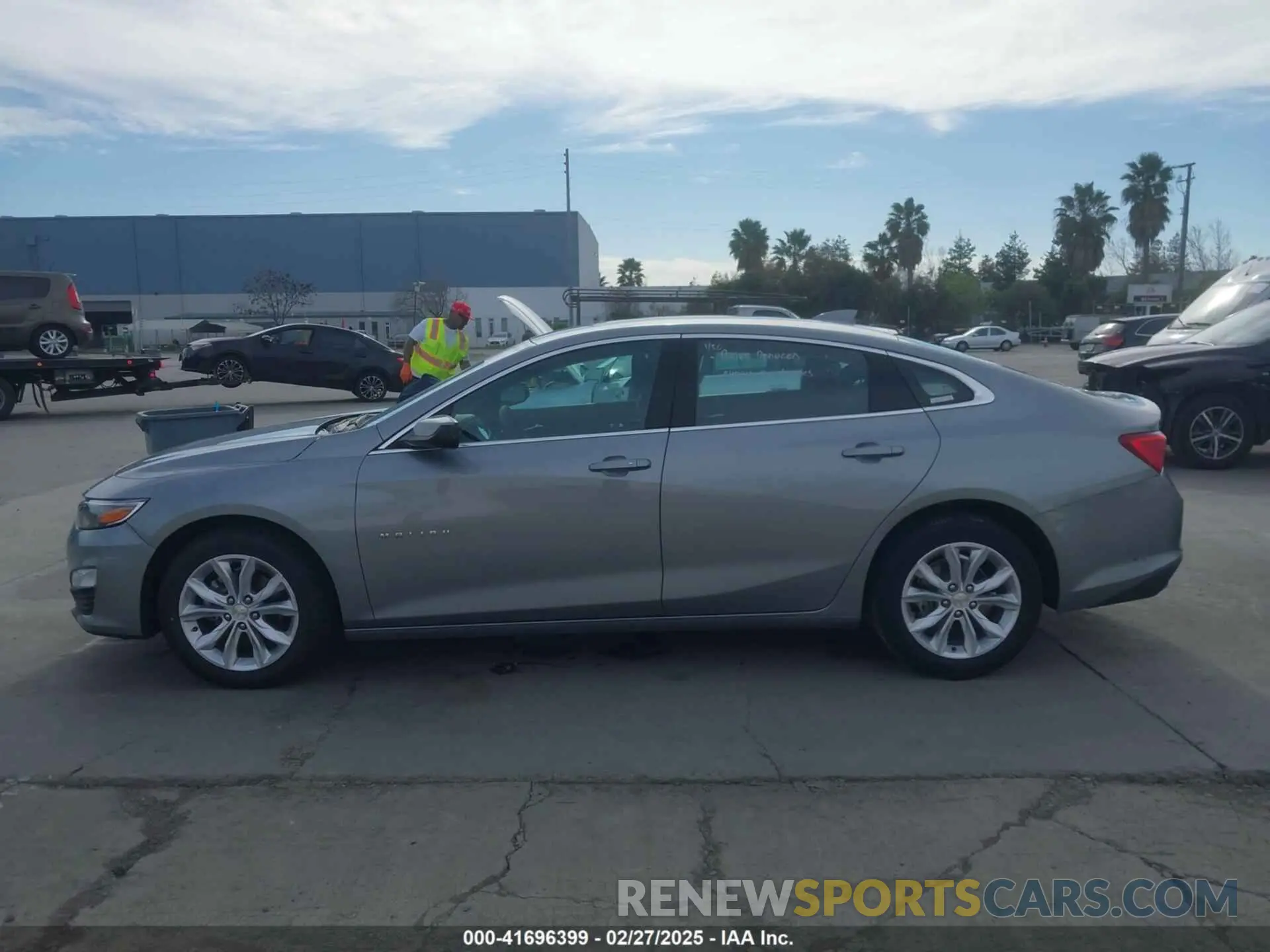 14 fotografías del automóvil dañado 1G1ZD5ST8PF183776 CHEVROLET MALIBU 2023