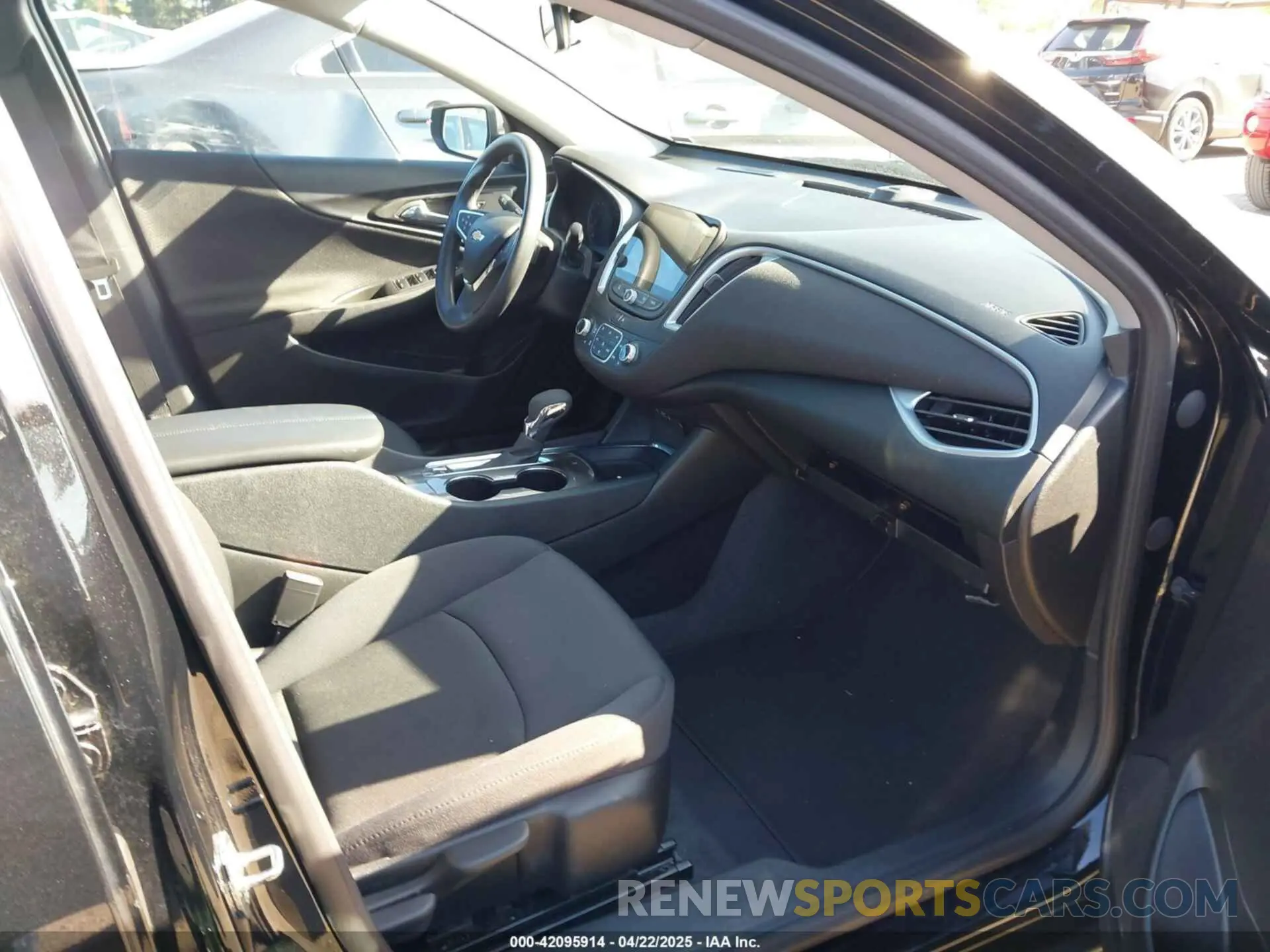 5 fotografías del automóvil dañado 1G1ZD5ST8PF202536 CHEVROLET MALIBU 2023