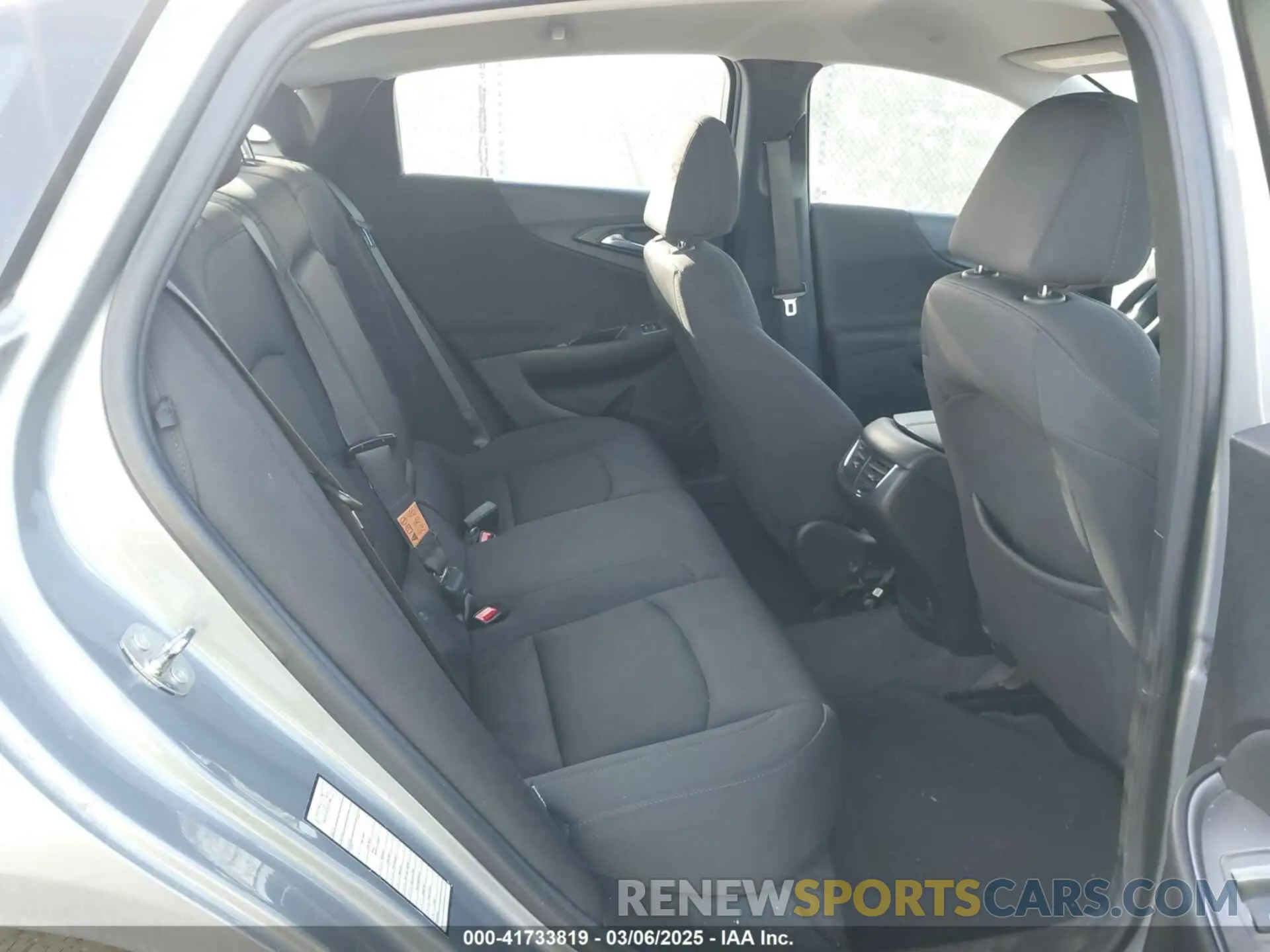 8 fotografías del automóvil dañado 1G1ZD5ST9PF187111 CHEVROLET MALIBU 2023
