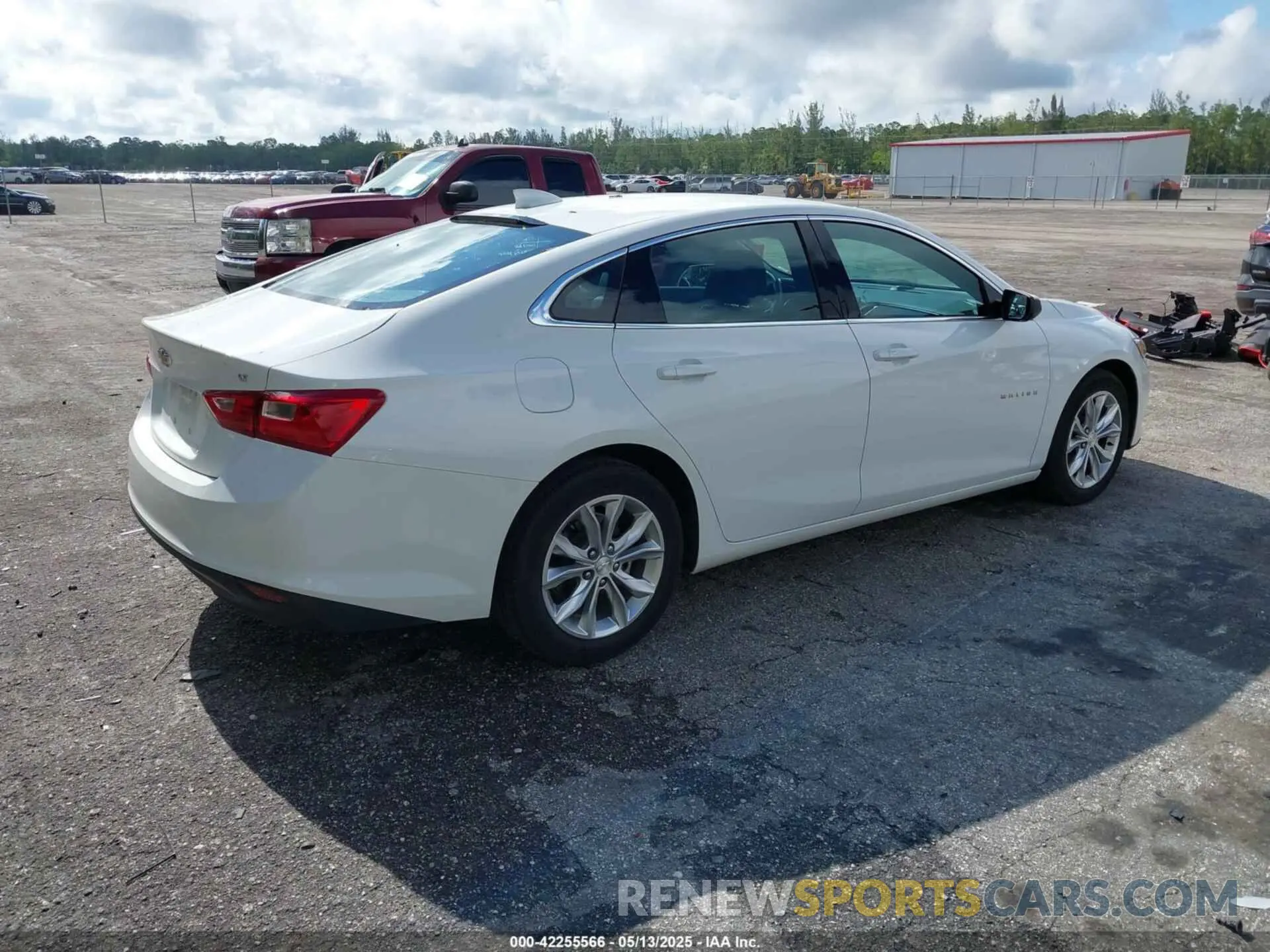 4 fotografías del automóvil dañado 1G1ZD5ST9PF207082 CHEVROLET MALIBU 2023