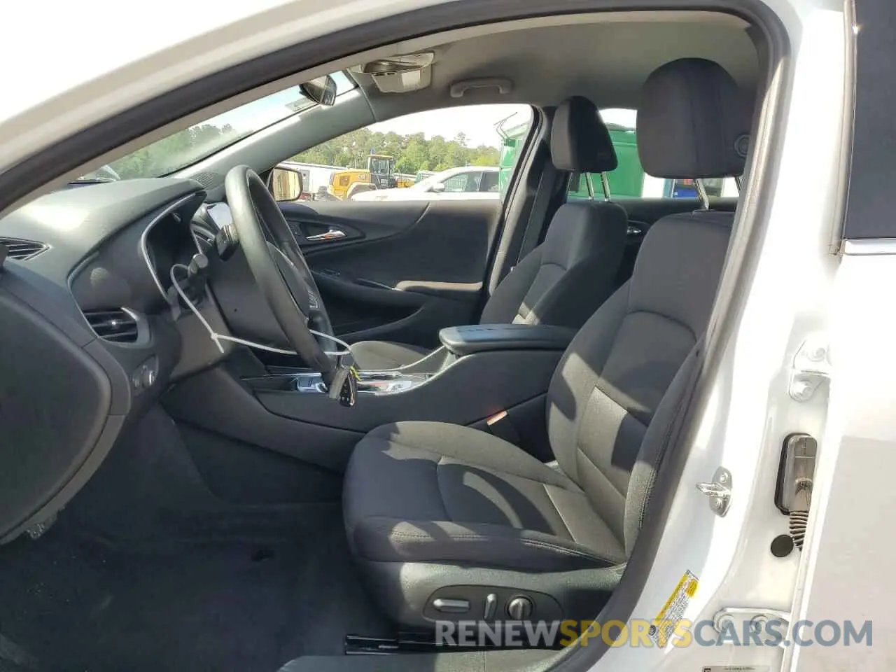 7 fotografías del automóvil dañado 1G1ZD5STXPF170544 CHEVROLET MALIBU 2023
