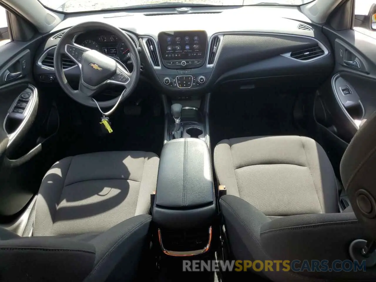 8 fotografías del automóvil dañado 1G1ZD5STXPF170544 CHEVROLET MALIBU 2023