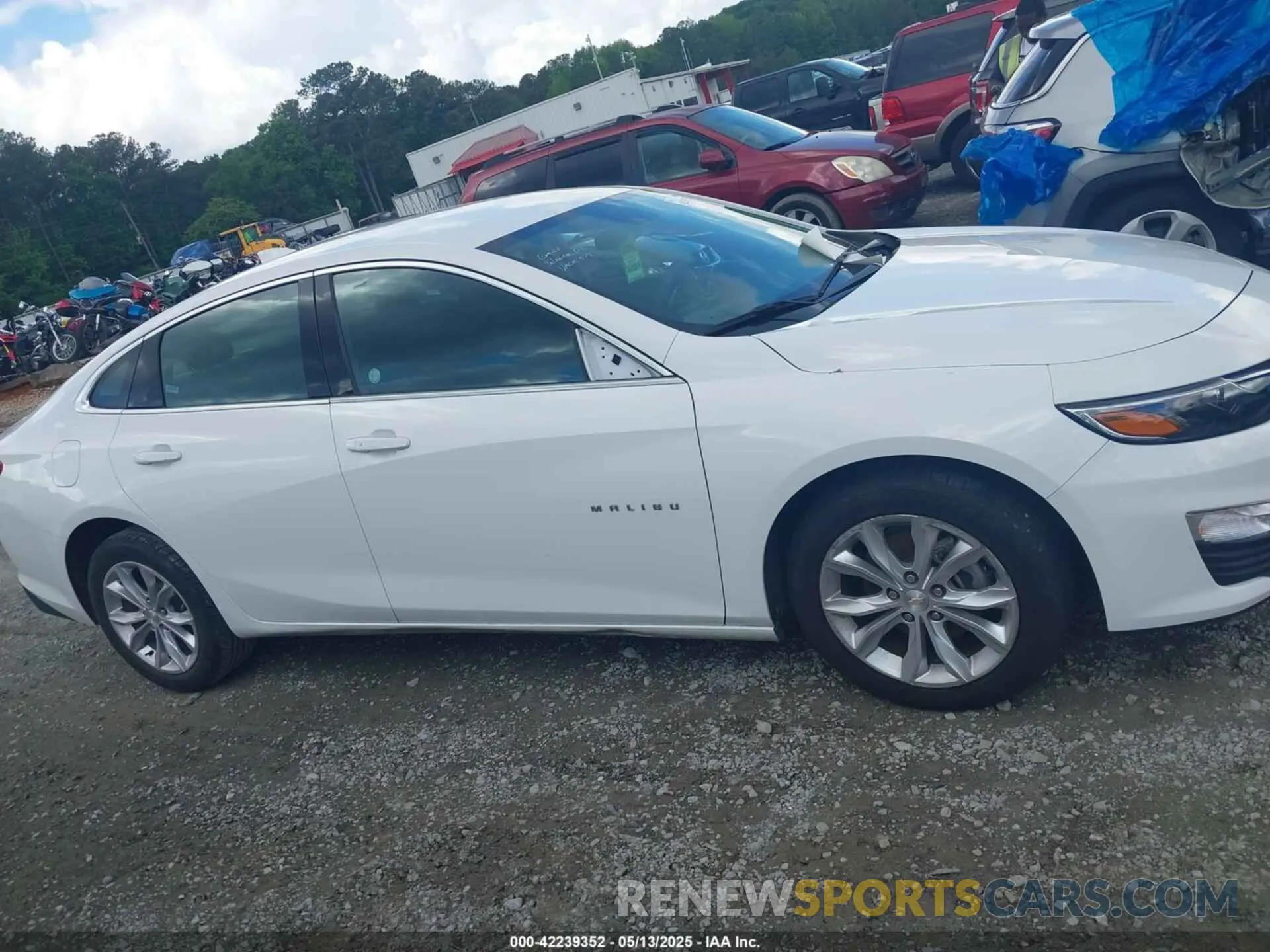 13 fotografías del automóvil dañado 1G1ZD5STXPF232377 CHEVROLET MALIBU 2023
