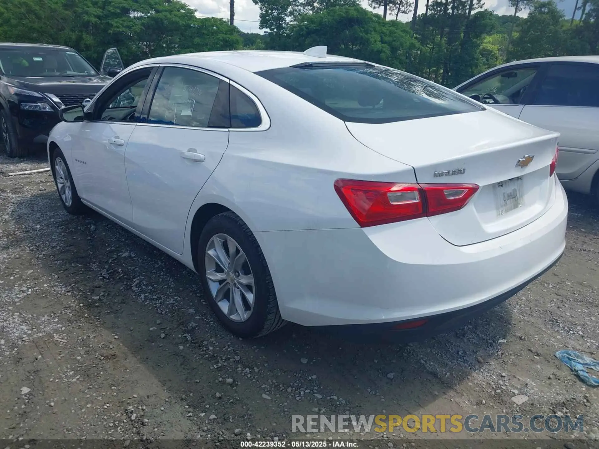 3 fotografías del automóvil dañado 1G1ZD5STXPF232377 CHEVROLET MALIBU 2023