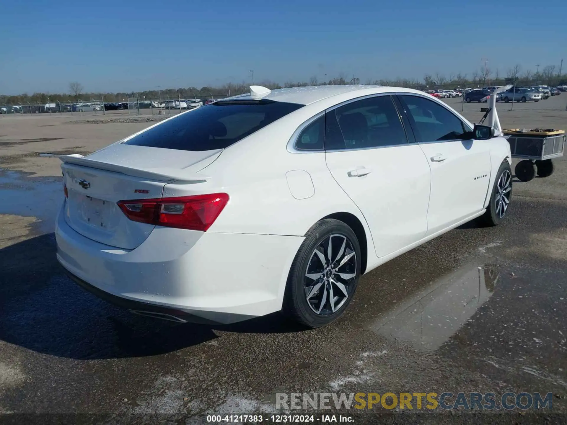 4 fotografías del automóvil dañado 1G1ZG5ST1PF251147 CHEVROLET MALIBU 2023