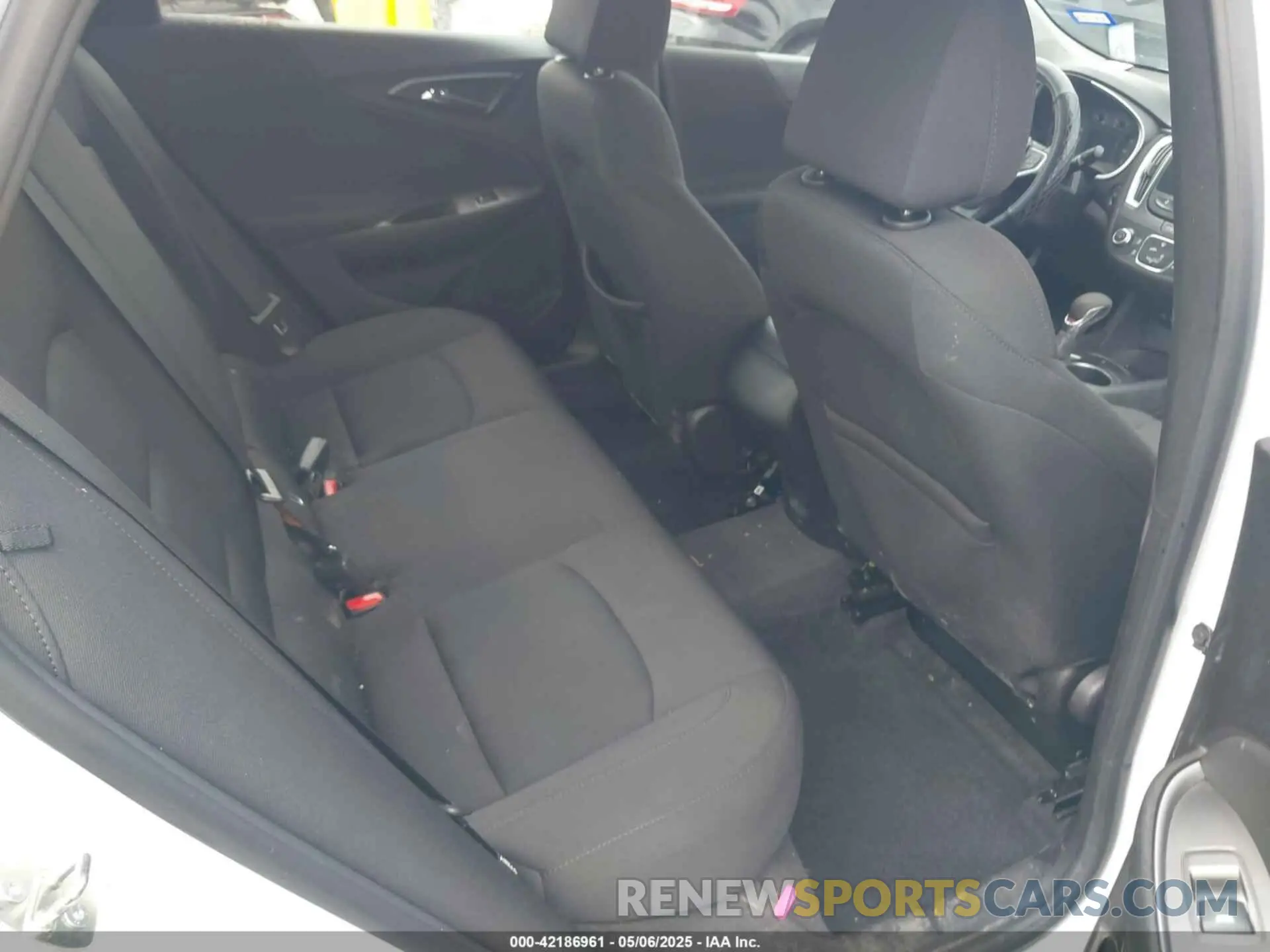 8 fotografías del automóvil dañado 1G1ZG5ST4PF120794 CHEVROLET MALIBU 2023