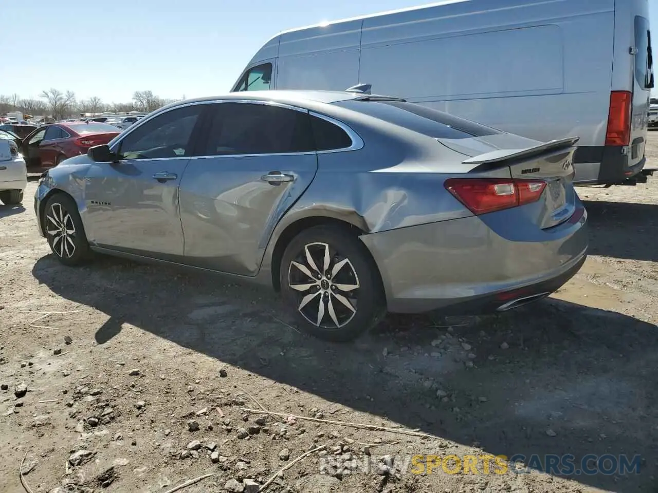 2 fotografías del automóvil dañado 1G1ZG5ST4PF137708 CHEVROLET MALIBU 2023