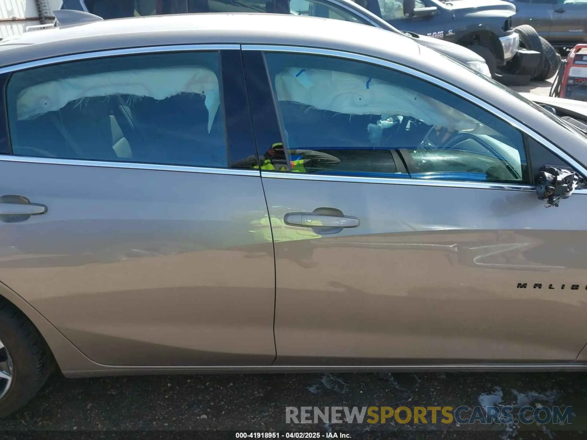 13 fotografías del automóvil dañado 1G1ZG5ST6PF118111 CHEVROLET MALIBU 2023