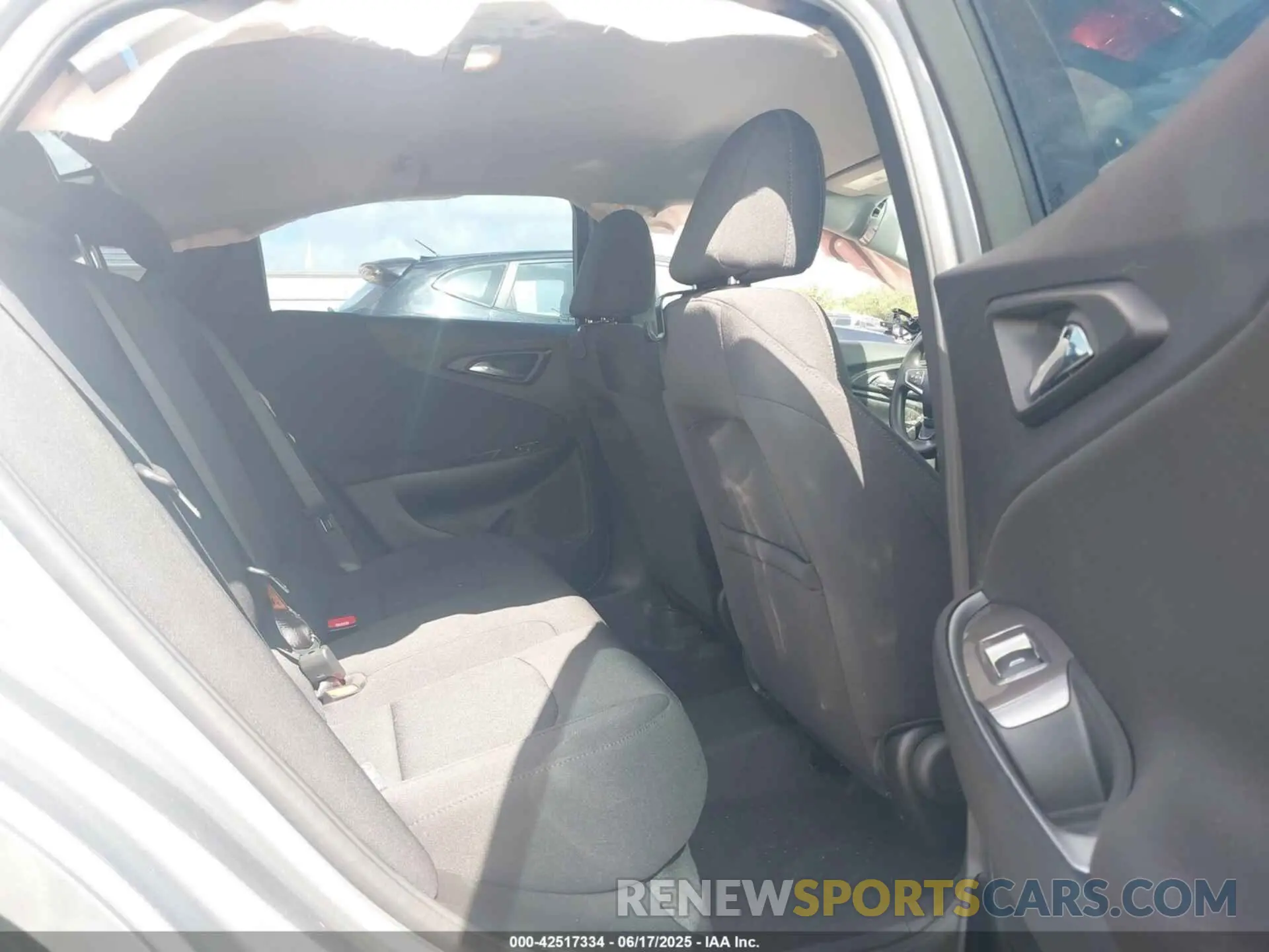 8 fotografías del automóvil dañado 1G1ZB5ST2RF194121 CHEVROLET MALIBU 2024
