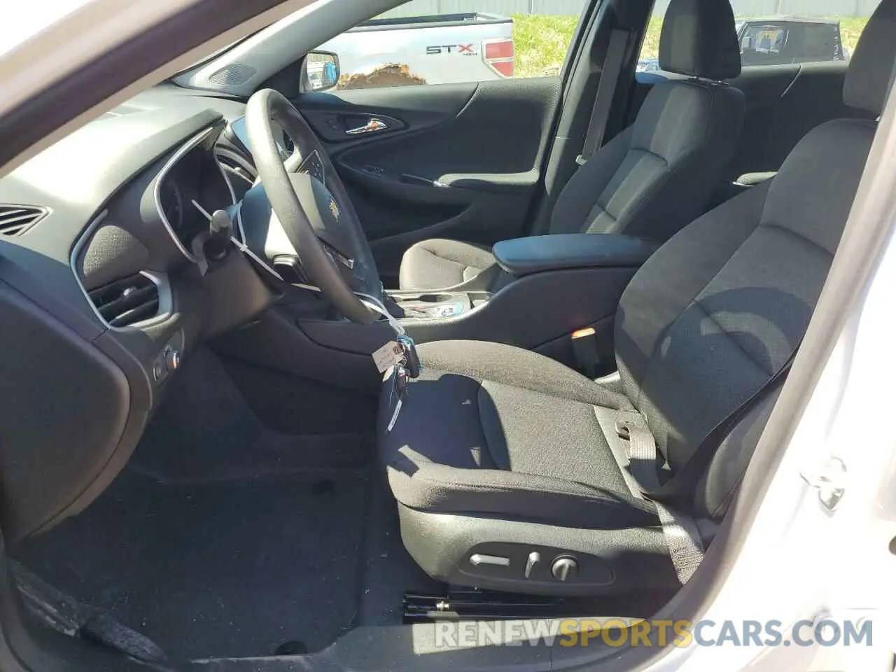 7 fotografías del automóvil dañado 1G1ZC5ST3RF165370 CHEVROLET MALIBU 2024