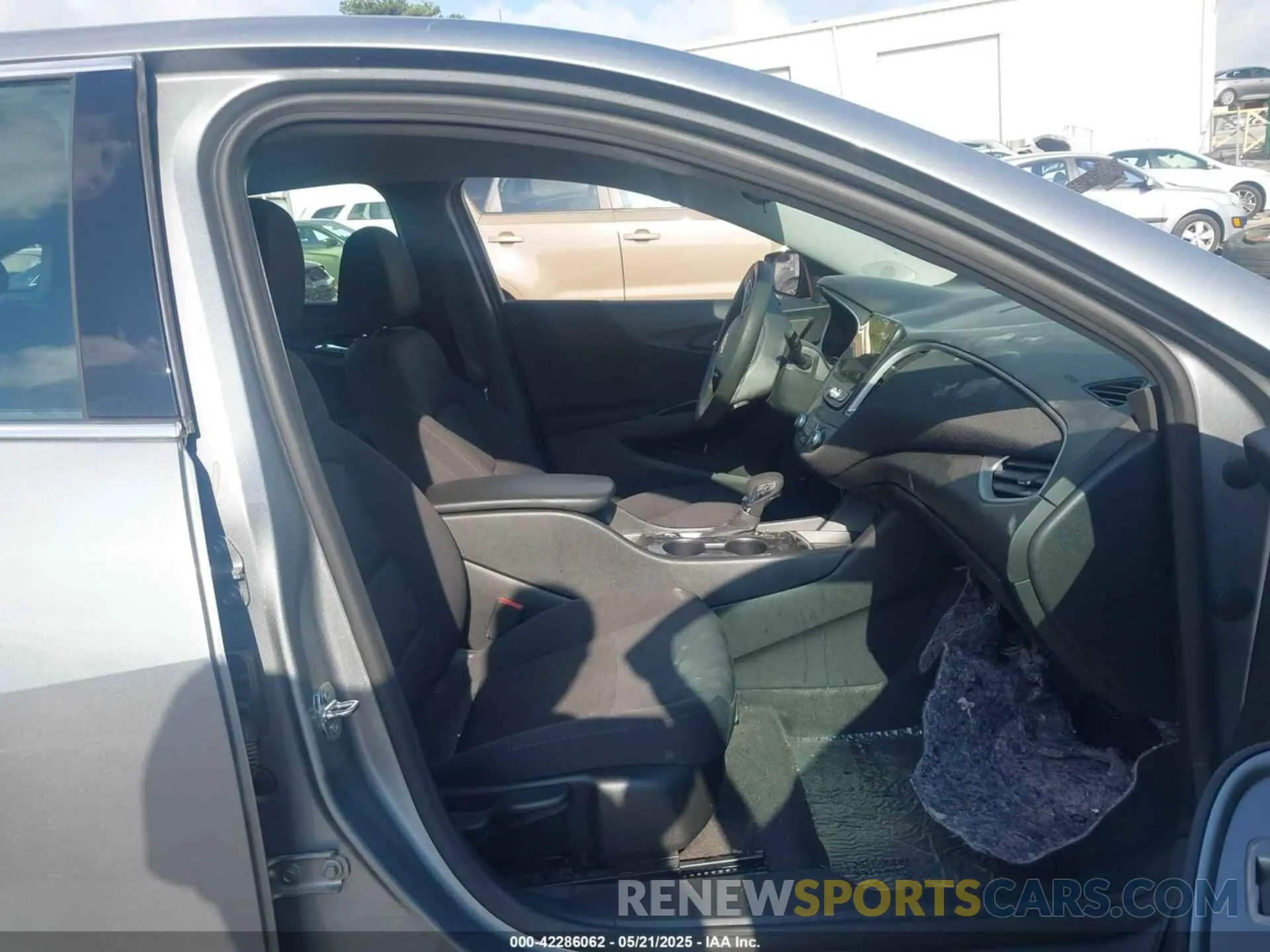 5 fotografías del automóvil dañado 1G1ZC5ST7RF127446 CHEVROLET MALIBU 2024
