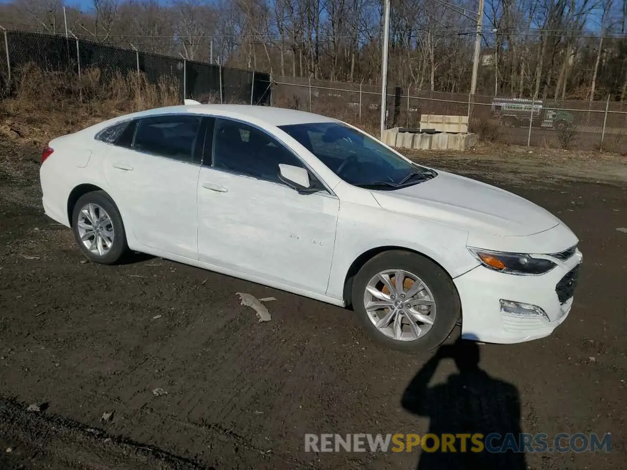 4 fotografías del automóvil dañado 1G1ZD5ST0RF117189 CHEVROLET MALIBU 2024