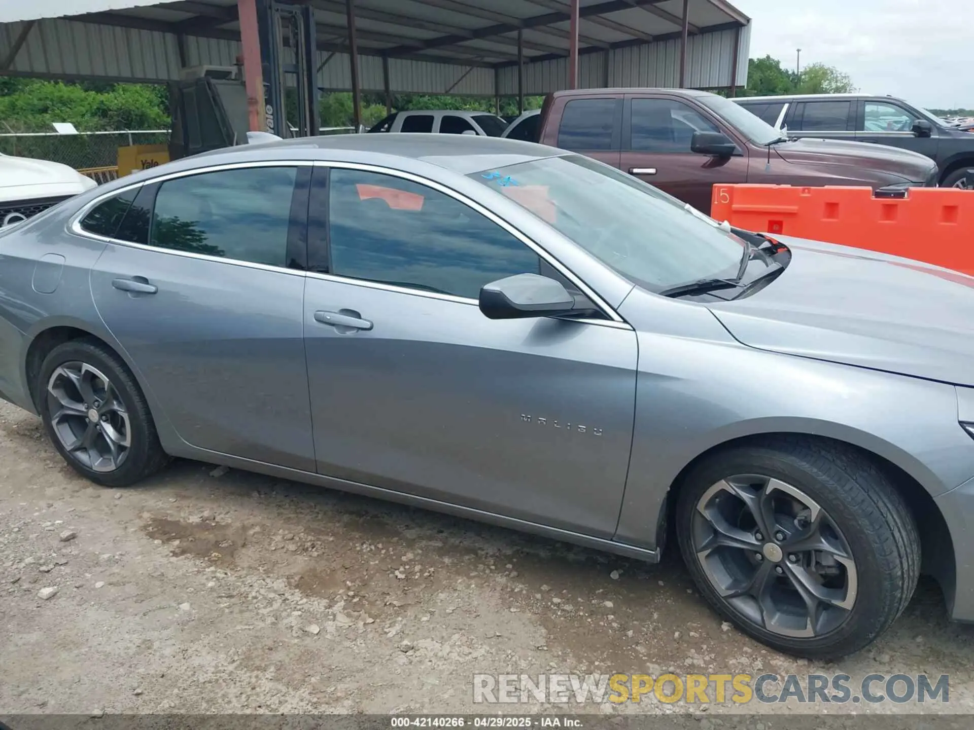 13 fotografías del automóvil dañado 1G1ZD5ST0RF133232 CHEVROLET MALIBU 2024