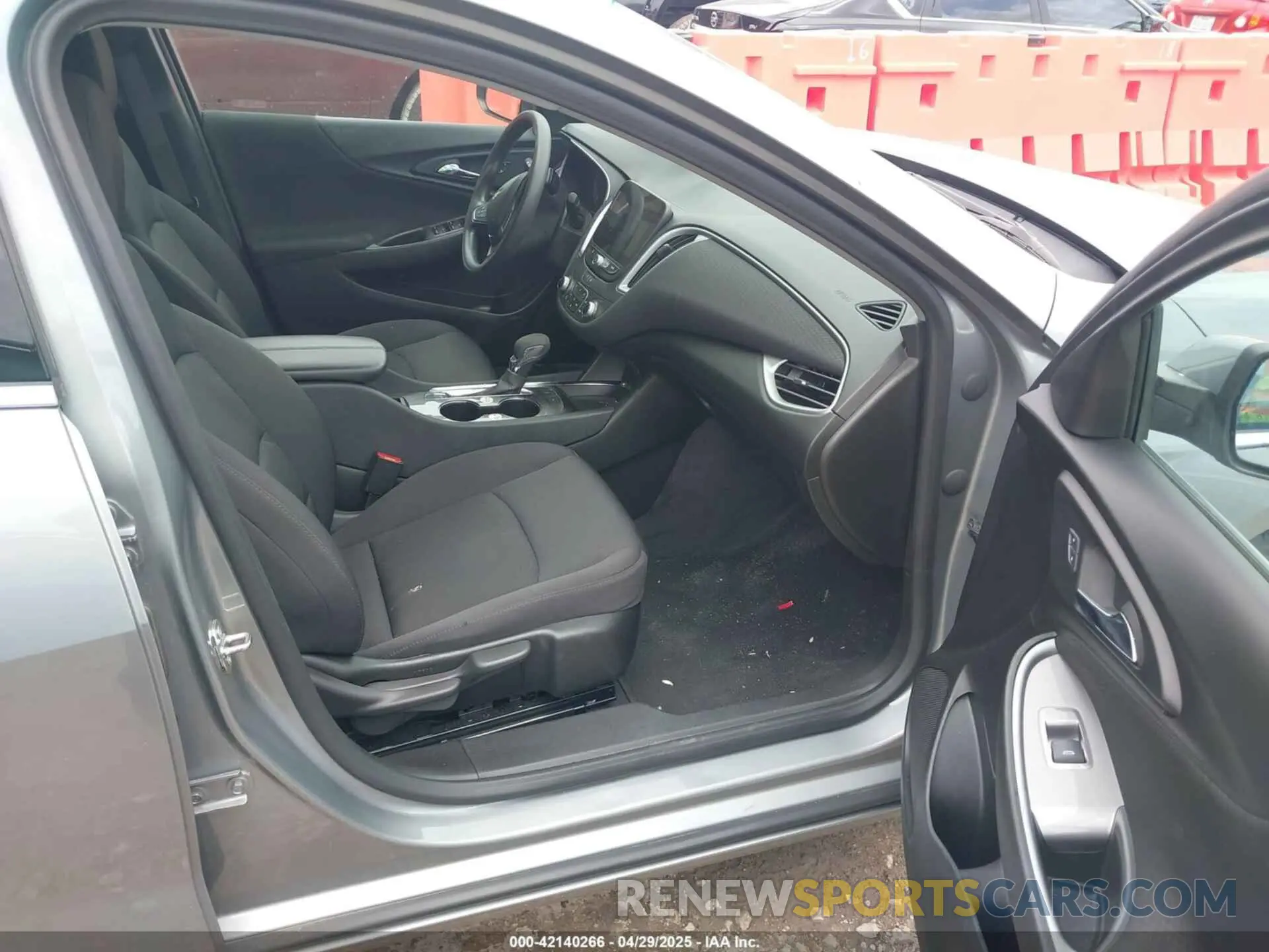 5 fotografías del automóvil dañado 1G1ZD5ST0RF133232 CHEVROLET MALIBU 2024