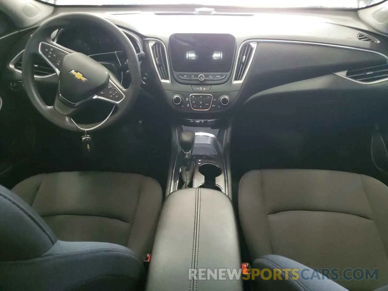 8 fotografías del automóvil dañado 1G1ZD5ST0RF205305 CHEVROLET MALIBU 2024