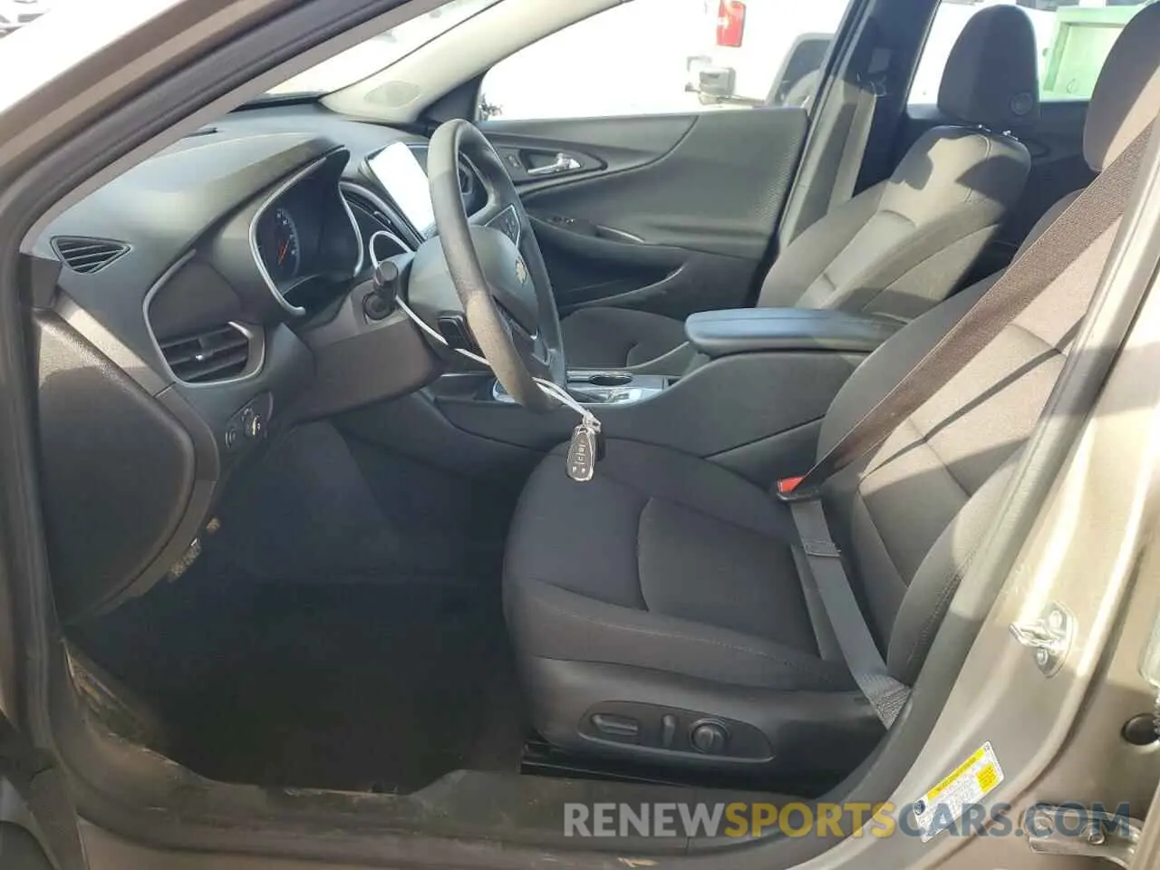 7 fotografías del automóvil dañado 1G1ZD5ST0RF229104 CHEVROLET MALIBU 2024