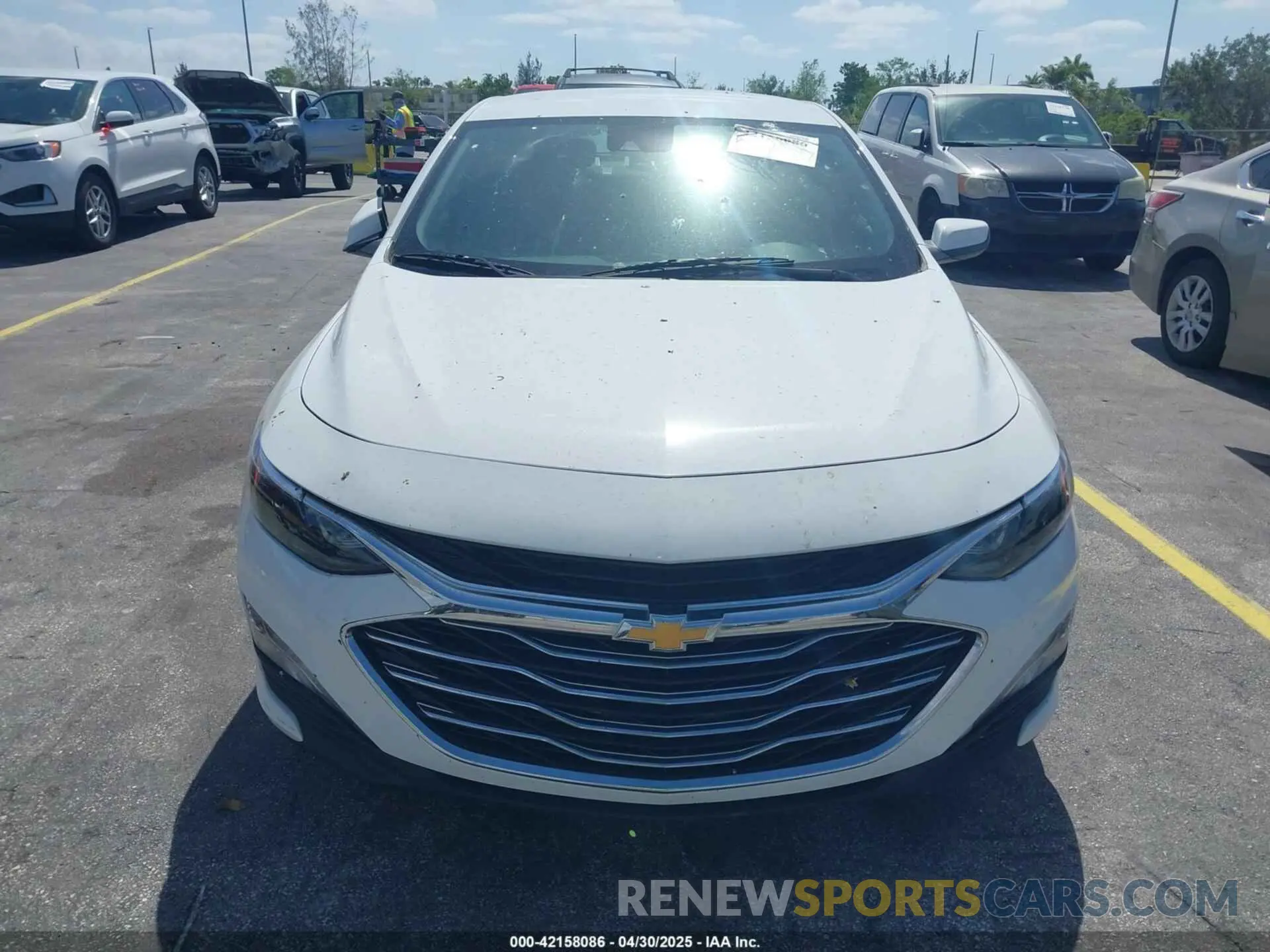 12 fotografías del automóvil dañado 1G1ZD5ST1RF113281 CHEVROLET MALIBU 2024