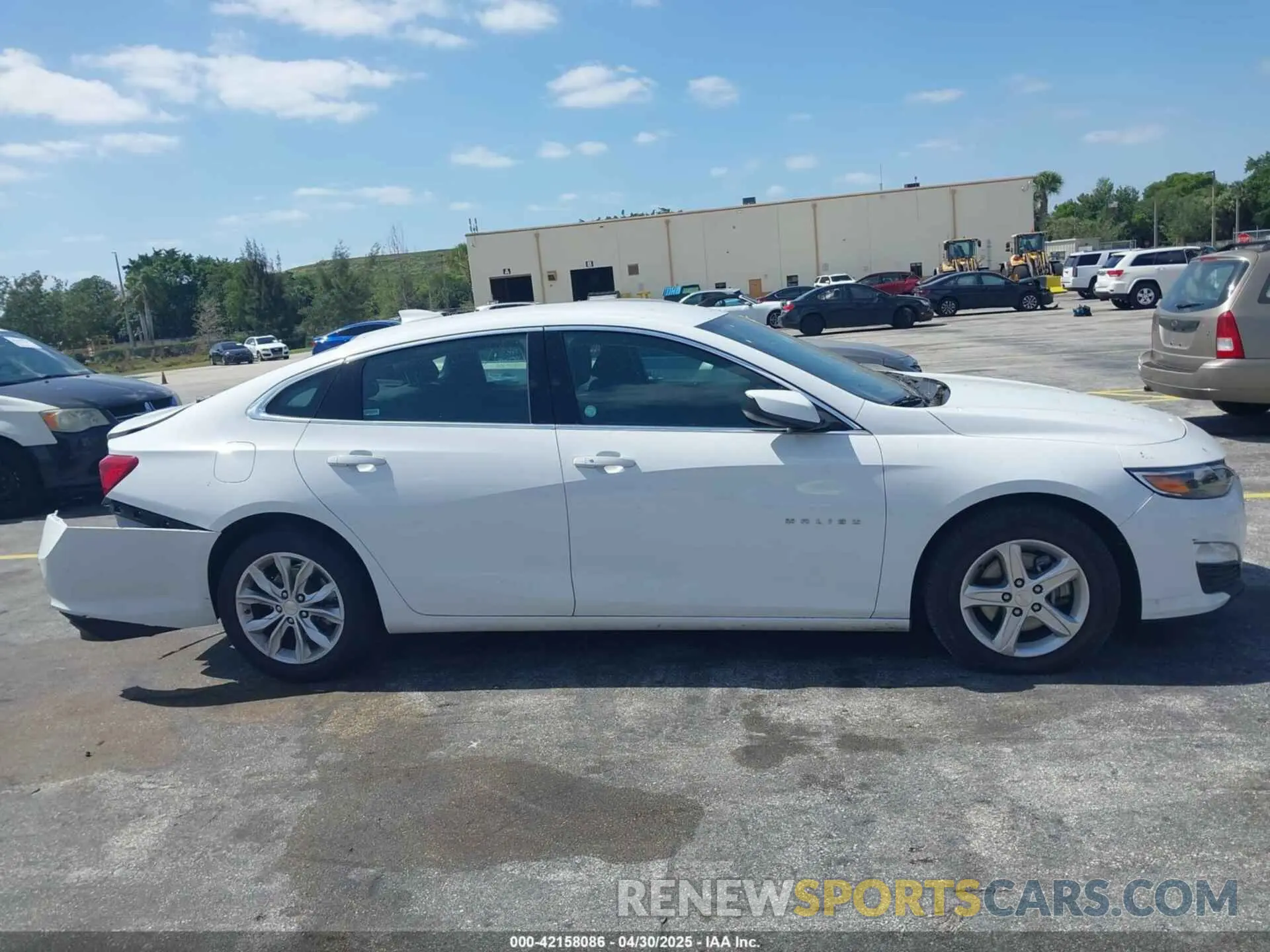 13 fotografías del automóvil dañado 1G1ZD5ST1RF113281 CHEVROLET MALIBU 2024