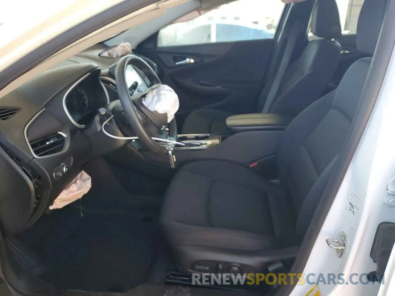 7 fotografías del automóvil dañado 1G1ZD5ST1RF147849 CHEVROLET MALIBU 2024