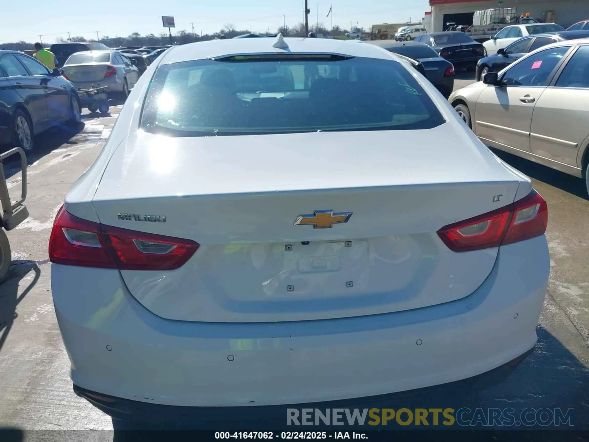 16 fotografías del automóvil dañado 1G1ZD5ST1RF194914 CHEVROLET MALIBU 2024