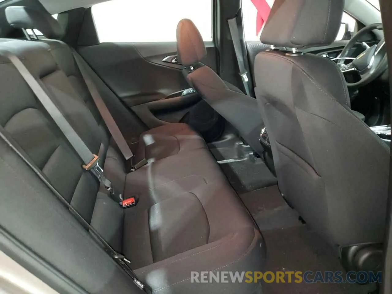 10 fotografías del automóvil dañado 1G1ZD5ST1RF208939 CHEVROLET MALIBU 2024