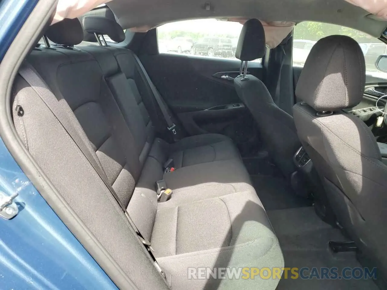 10 fotografías del automóvil dañado 1G1ZD5ST1RF233274 CHEVROLET MALIBU 2024