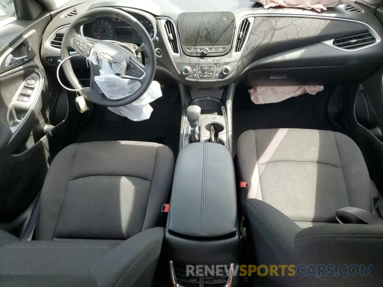 8 fotografías del automóvil dañado 1G1ZD5ST1RF233274 CHEVROLET MALIBU 2024