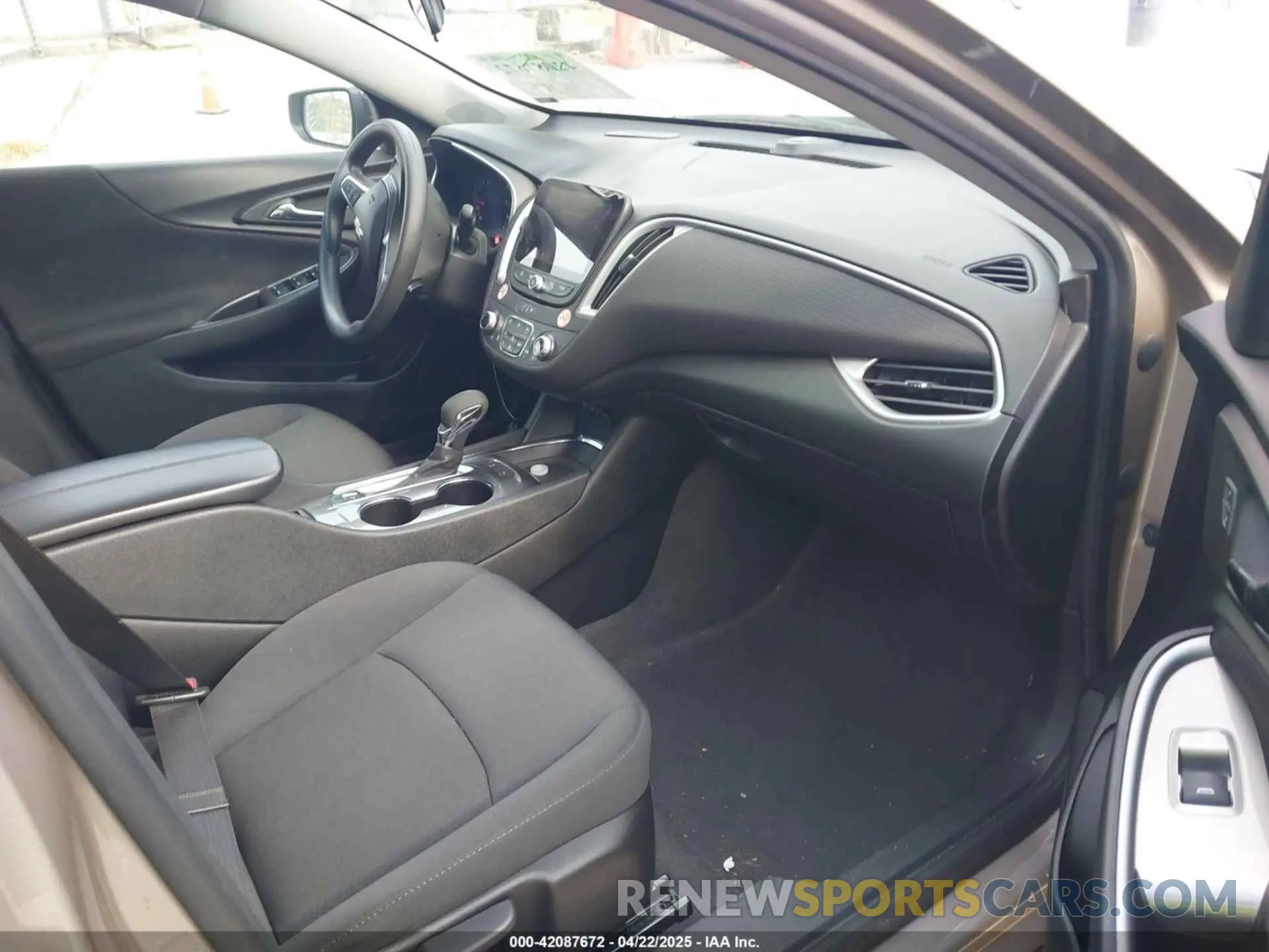 5 fotografías del automóvil dañado 1G1ZD5ST2RF128050 CHEVROLET MALIBU 2024