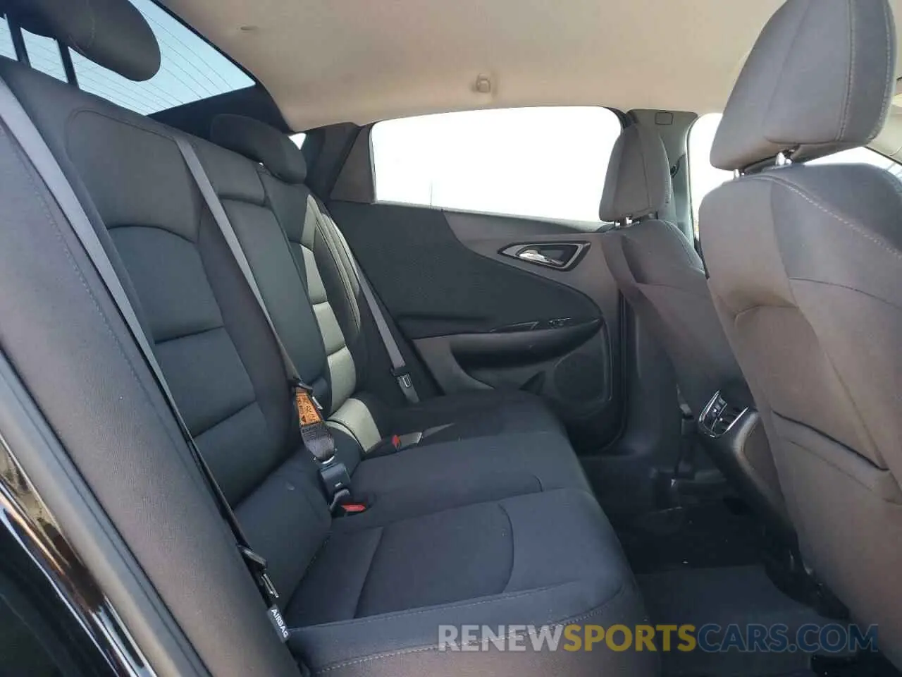 10 fotografías del automóvil dañado 1G1ZD5ST2RF176499 CHEVROLET MALIBU 2024
