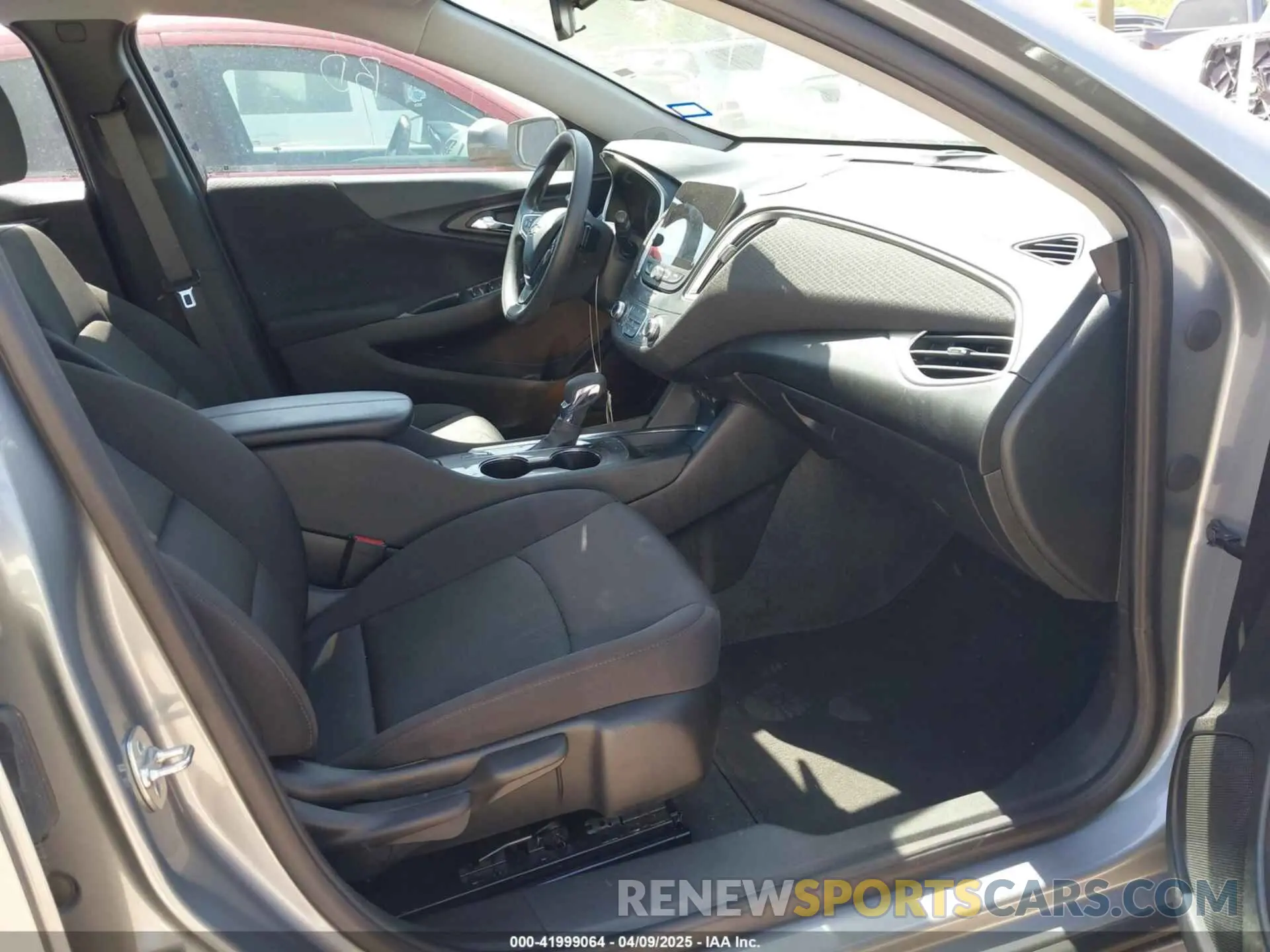 5 fotografías del automóvil dañado 1G1ZD5ST2RF224714 CHEVROLET MALIBU 2024