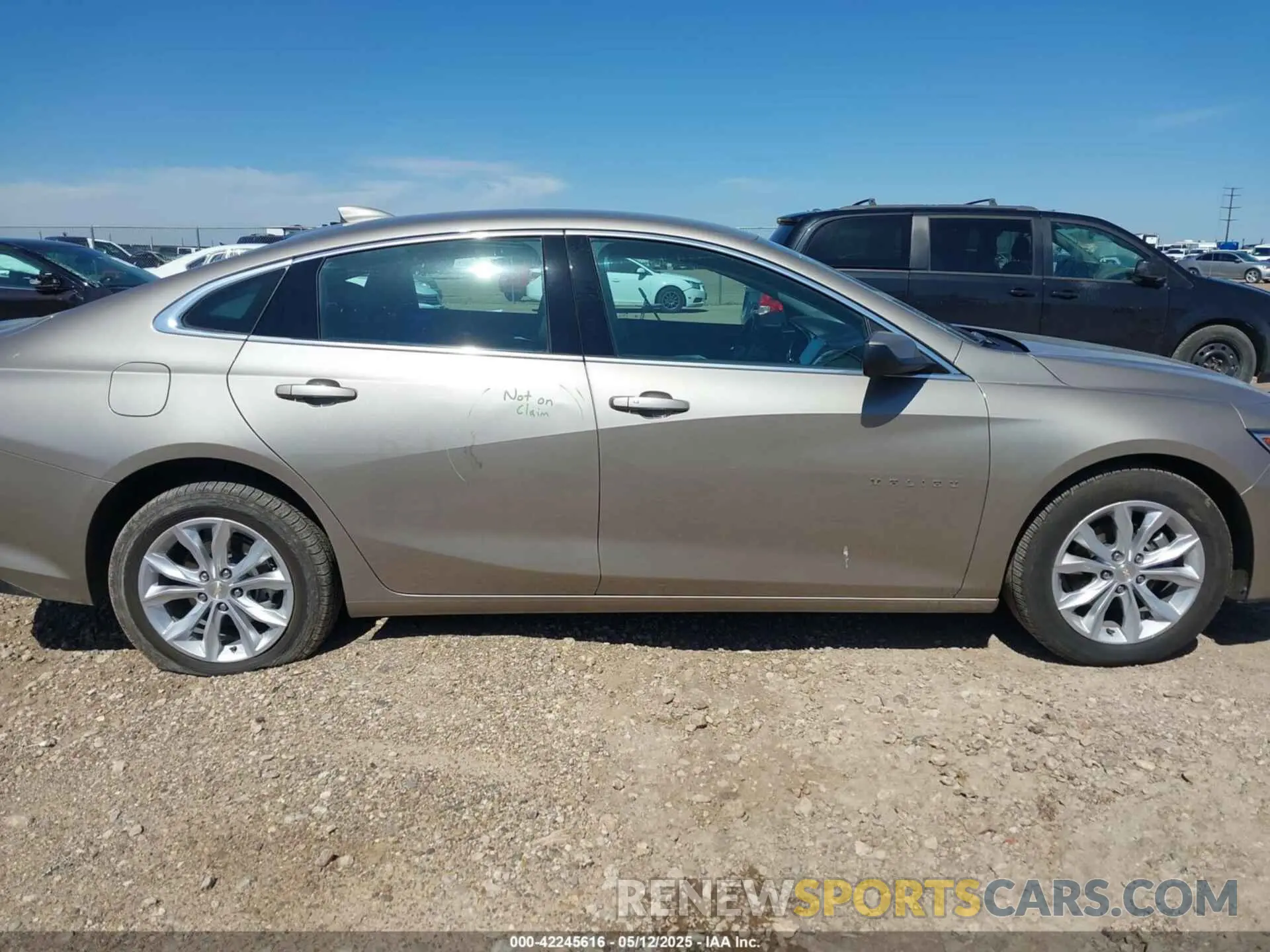 14 fotografías del automóvil dañado 1G1ZD5ST3RF117168 CHEVROLET MALIBU 2024